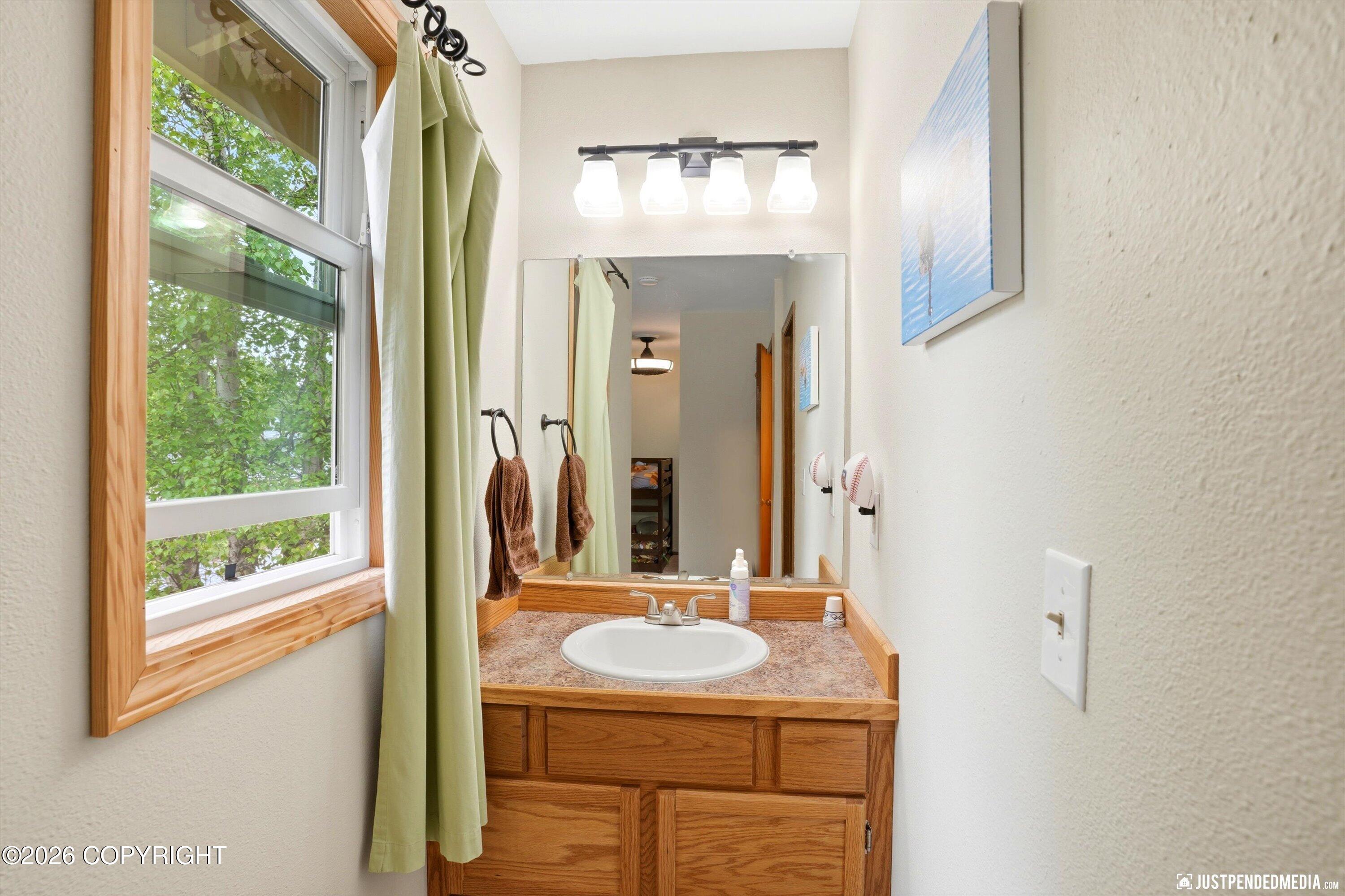 2201 Jennison Circle Property Photo 12