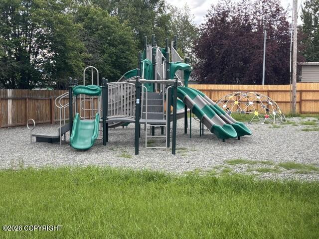 1010 W Fireweed Lane Property Photo 11