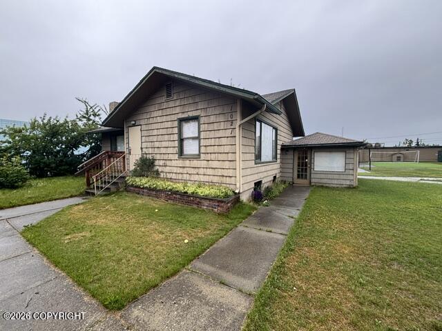 1010 W Fireweed Lane Property Photo 14