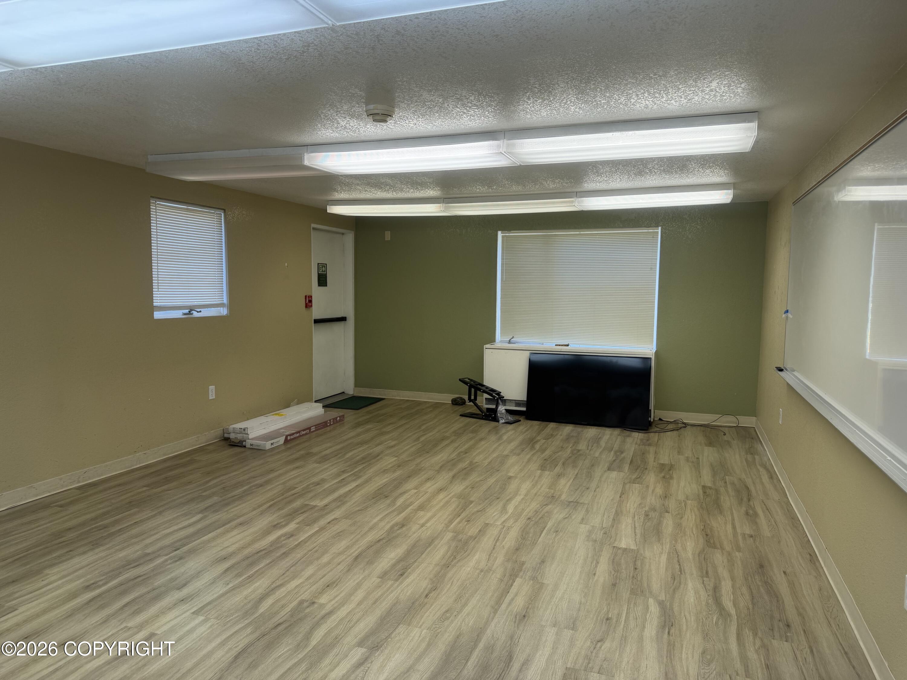 1010 W Fireweed Lane Property Photo 36