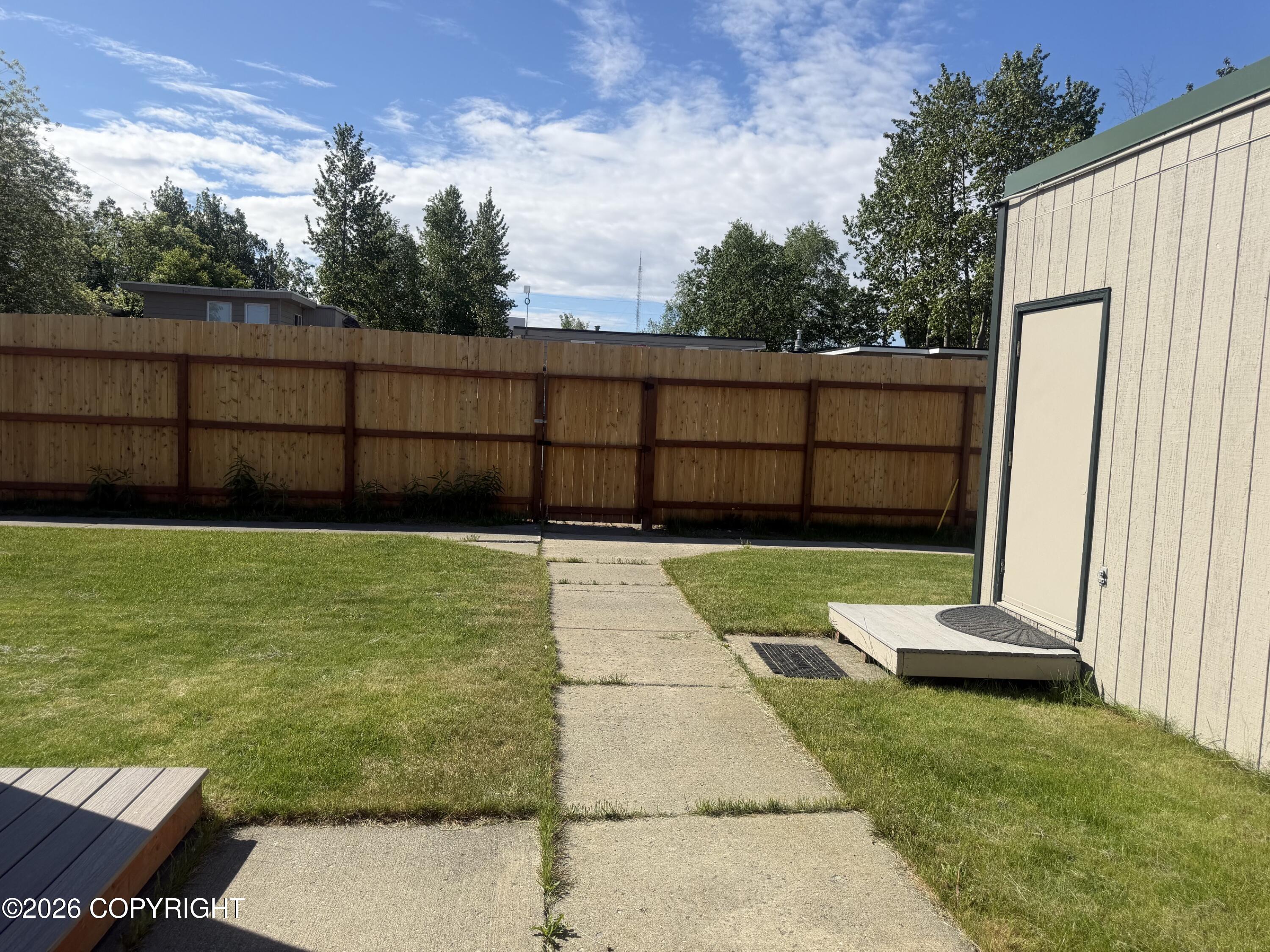 1010 W Fireweed Lane Property Photo 38