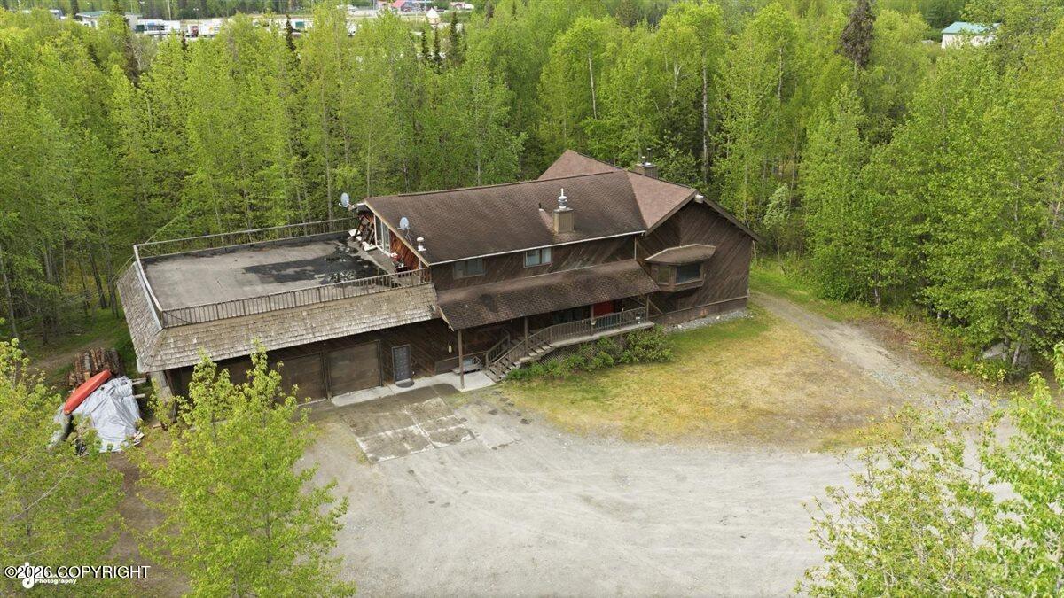 41327 Crater Lane Property Photo 2