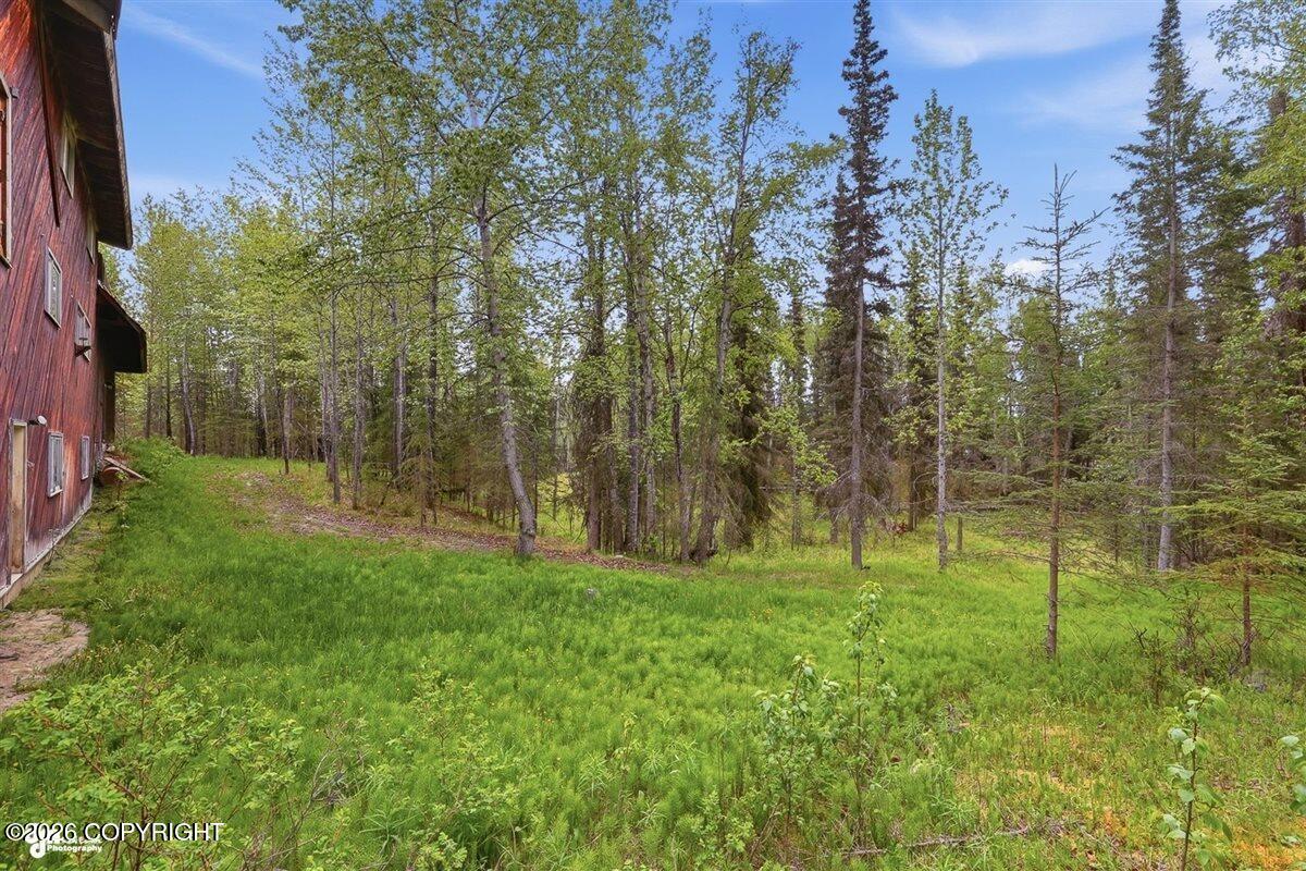 41327 Crater Lane Property Photo 9