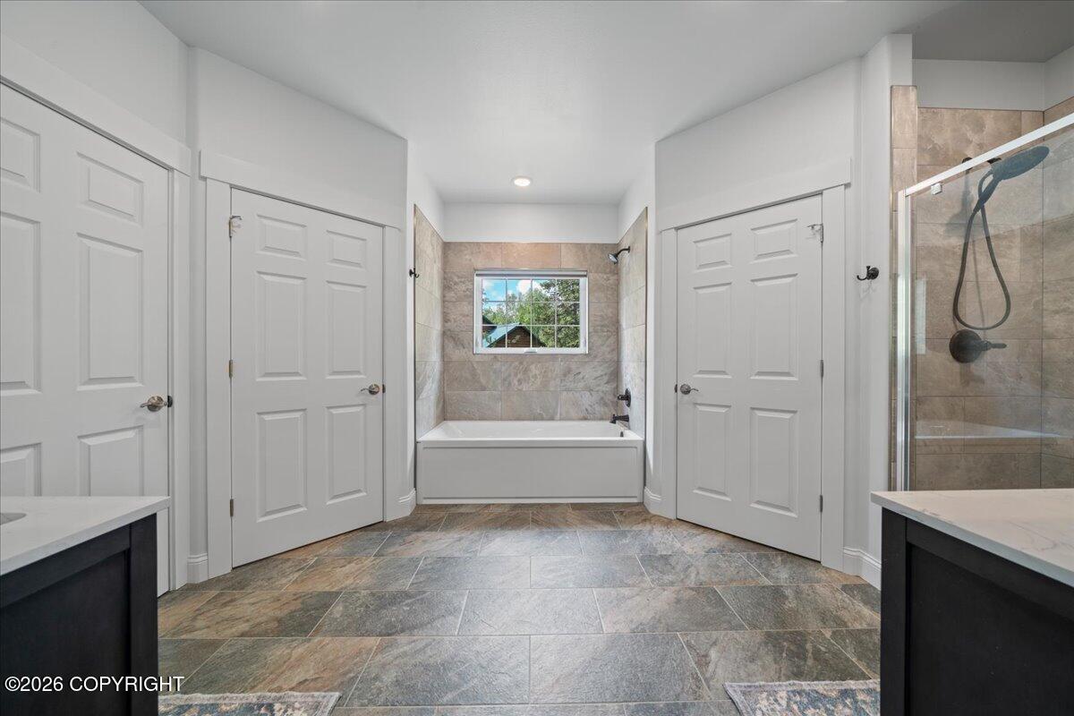 1031 W Balboa Drive Property Photo 23