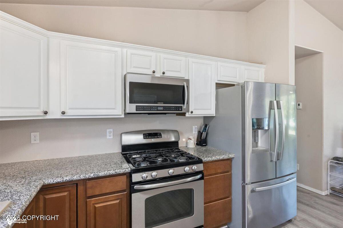 4001 S Meadow Drive Property Photo 10