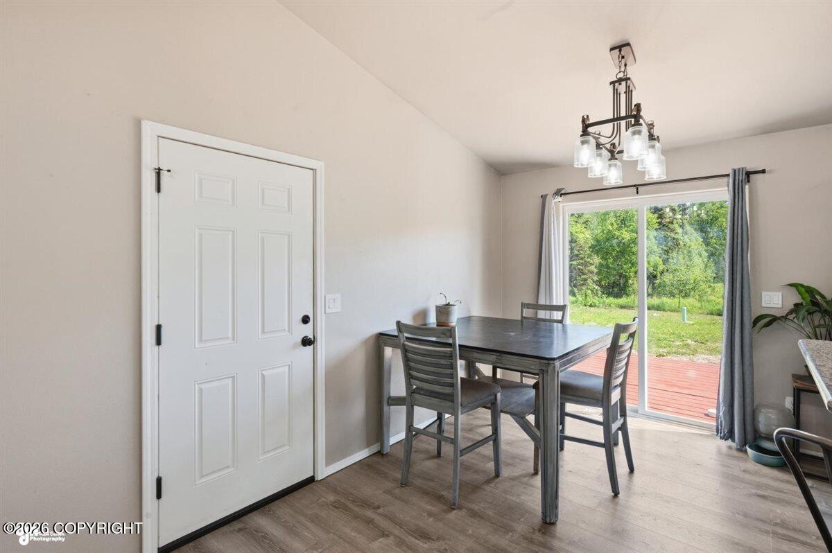 4001 S Meadow Drive Property Photo 13