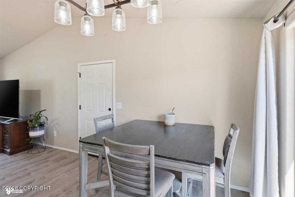 4001 S Meadow Drive Property Photo 15