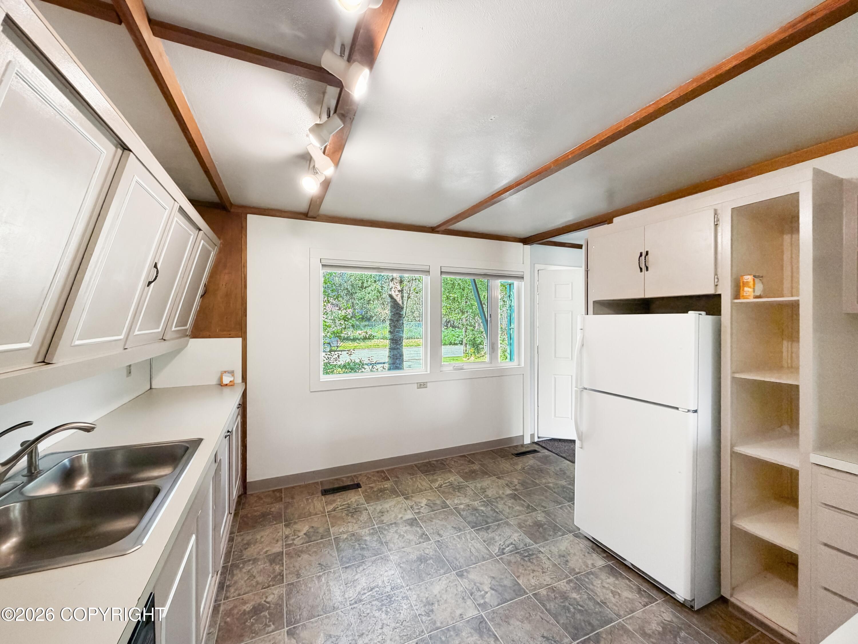 1823 Bunker Street #19 Property Photo 10