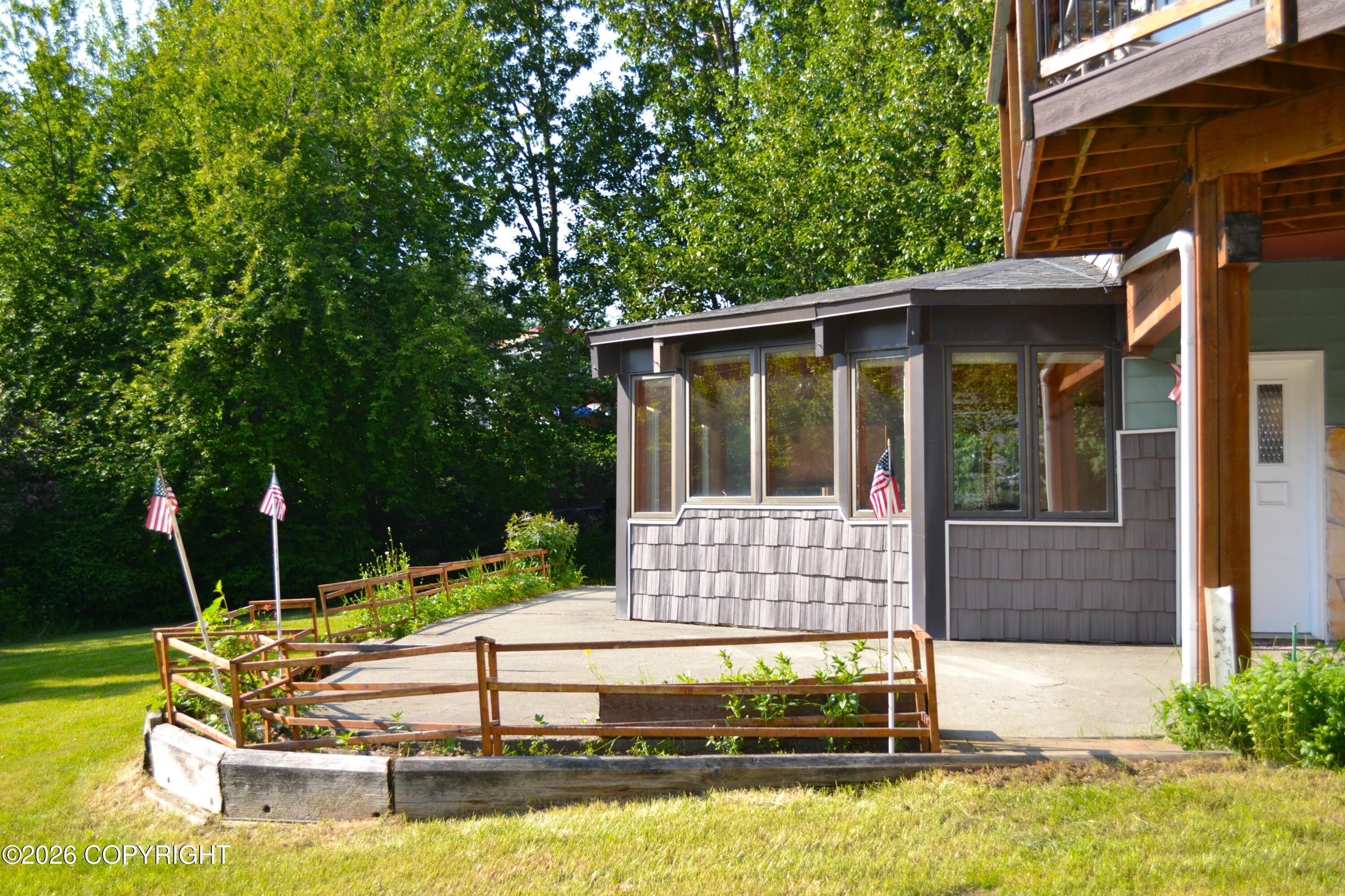 15100 Old Seward Highway Property Photo 11