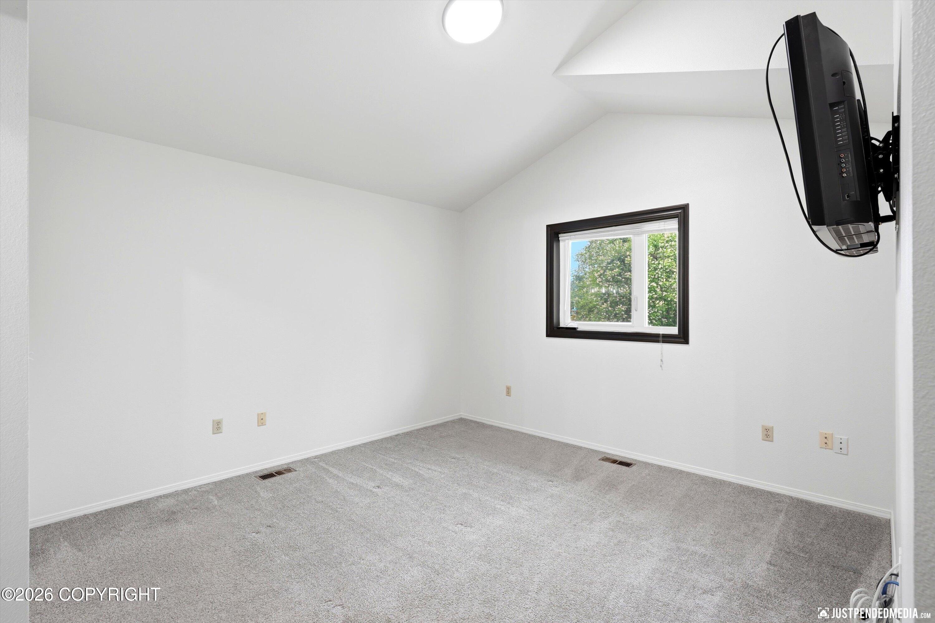 2152 Misty Glen Circle Property Photo 18