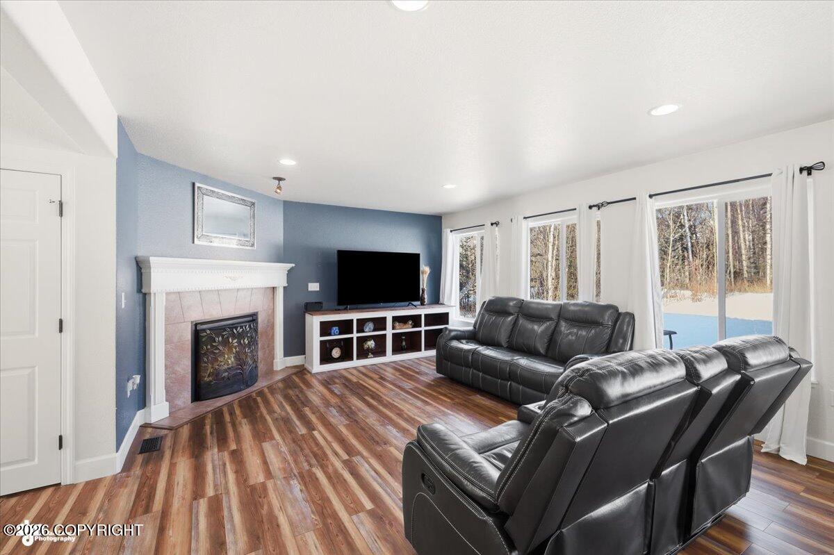 7803 E Aspen Ridge Road Property Photo 11