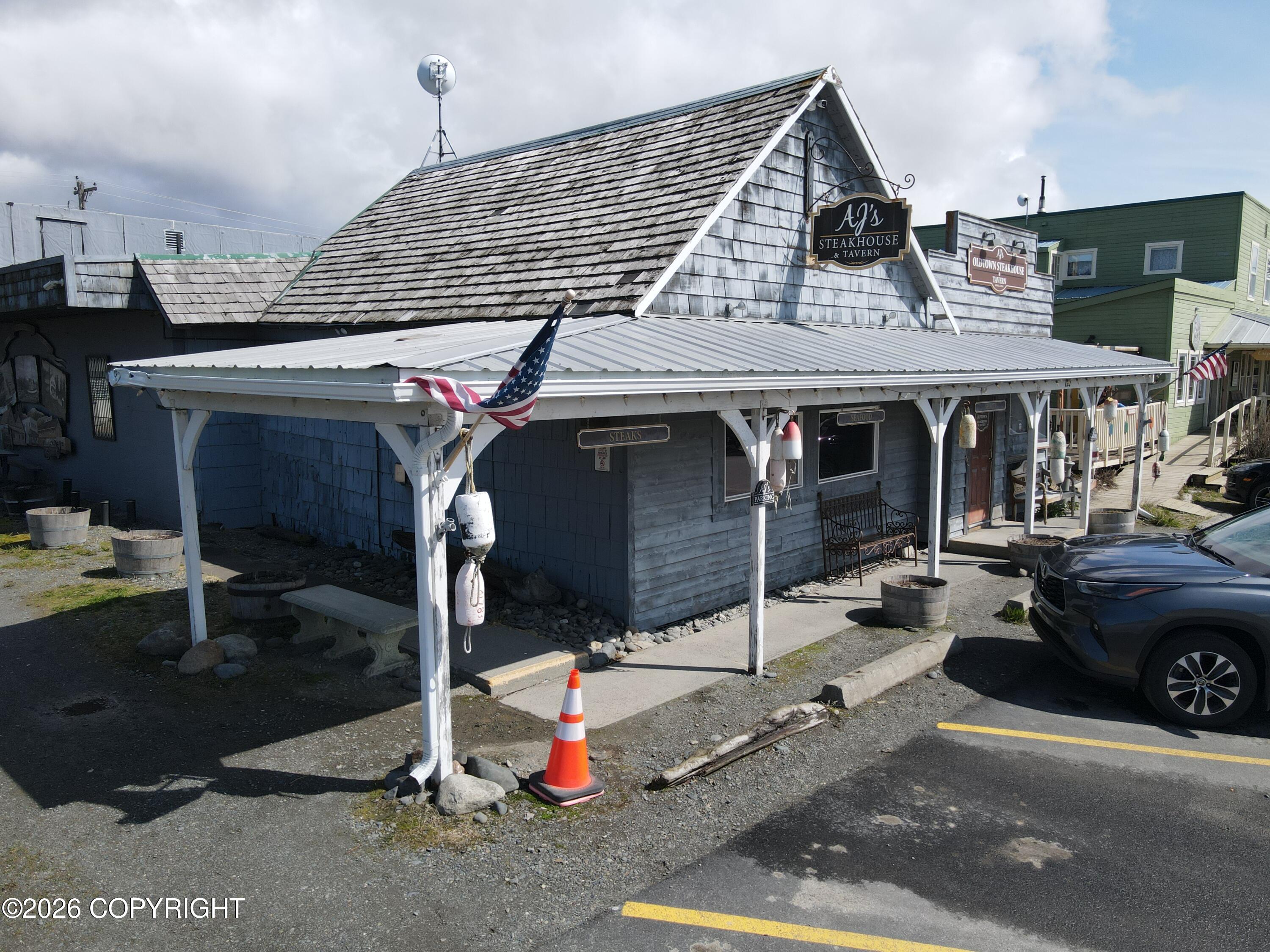 120 W Bunnell Avenue Property Photo 2