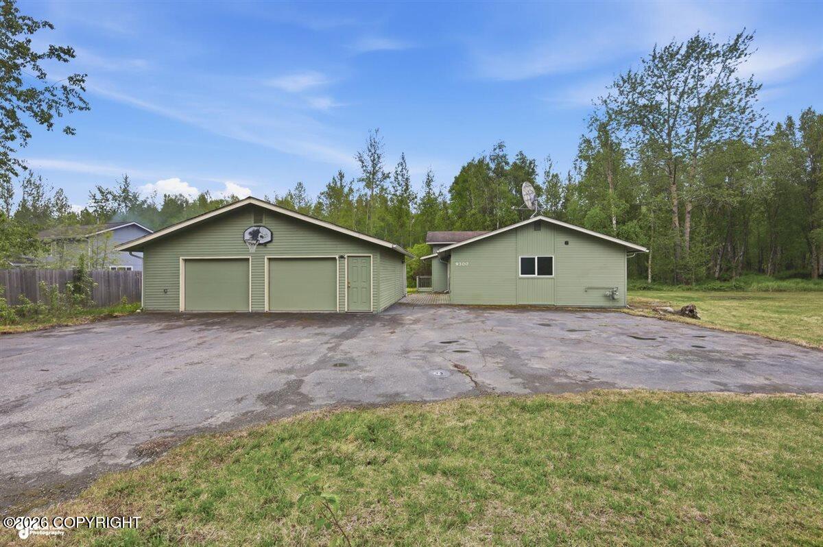 9300 E Bernard Court Property Photo 45