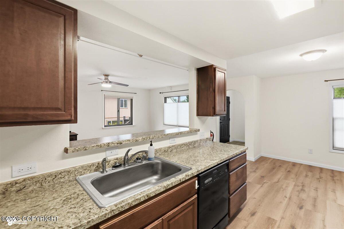 4843 Loretta Lane #10 Property Photo 9