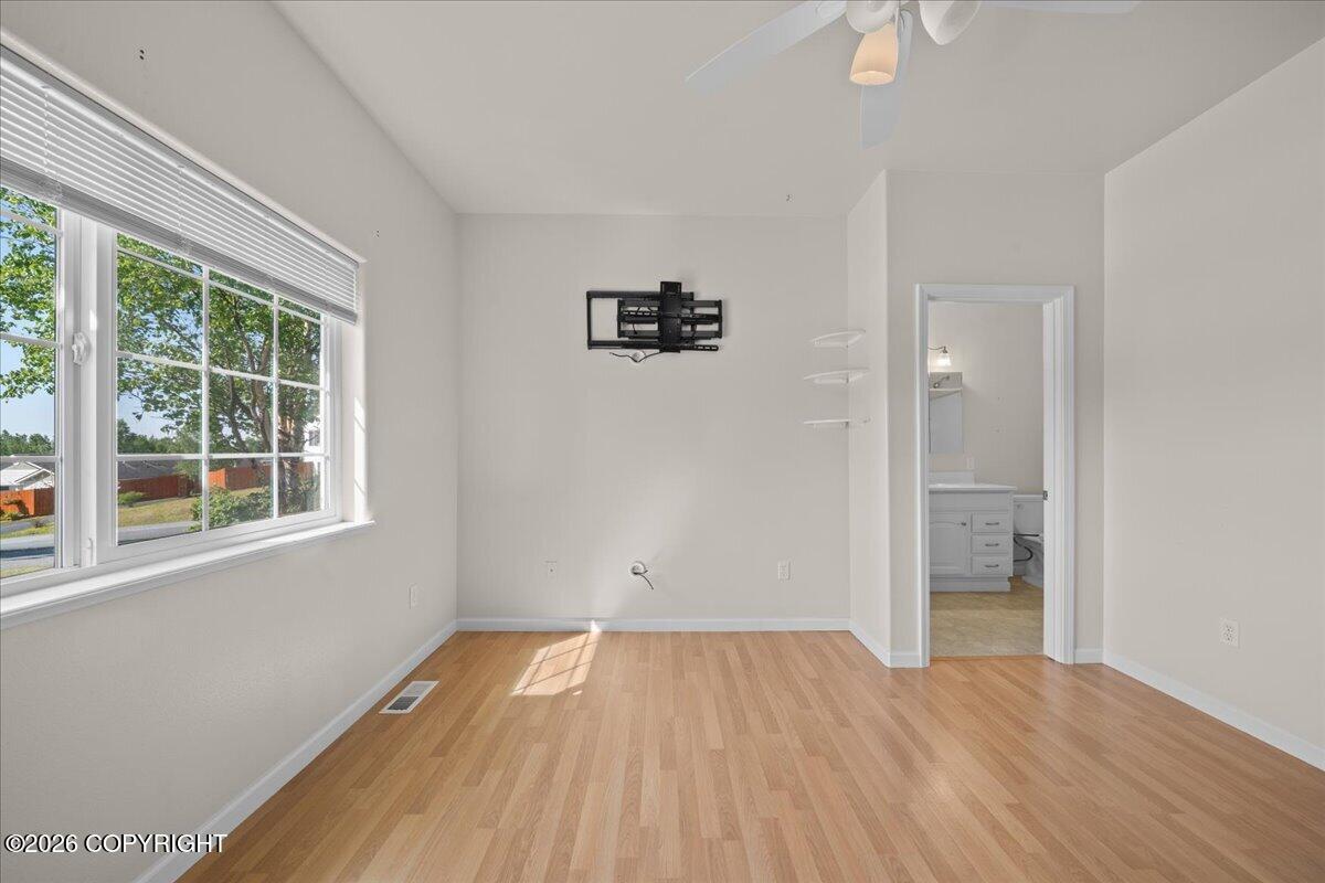 1303 S Center Point Drive Property Photo 21