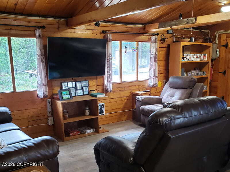 27 Klutina River Trail Road Property Photo 11