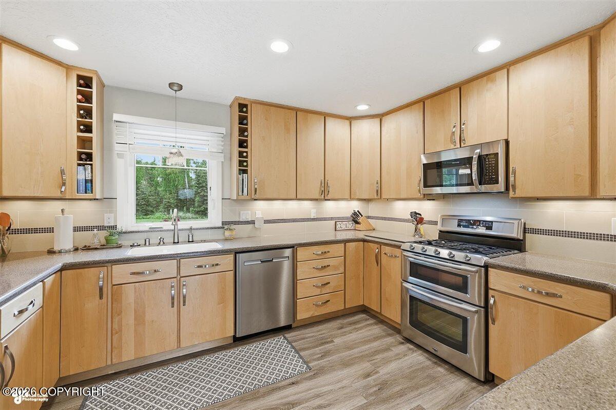 317 Diane Lane Property Photo 23
