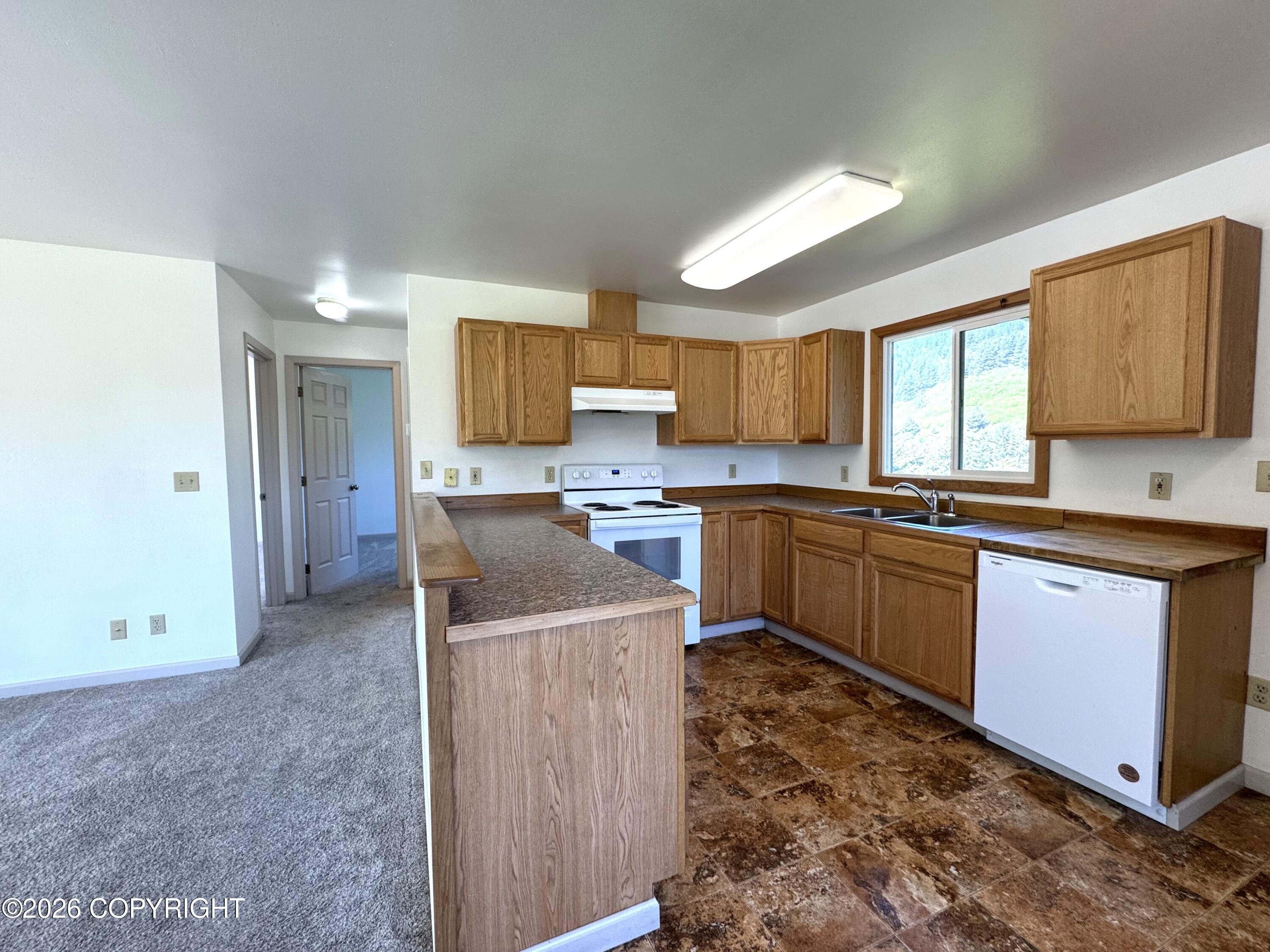 911 Lower Mill Bay Road Property Photo 7