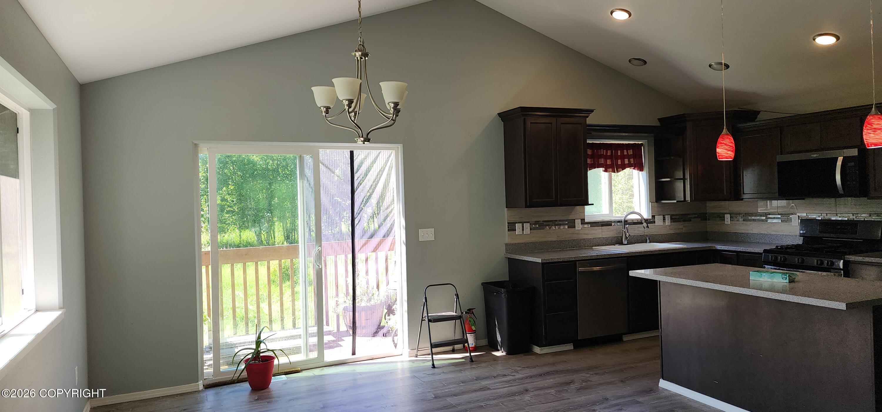 3060 N Edgewater Drive Property Photo 11