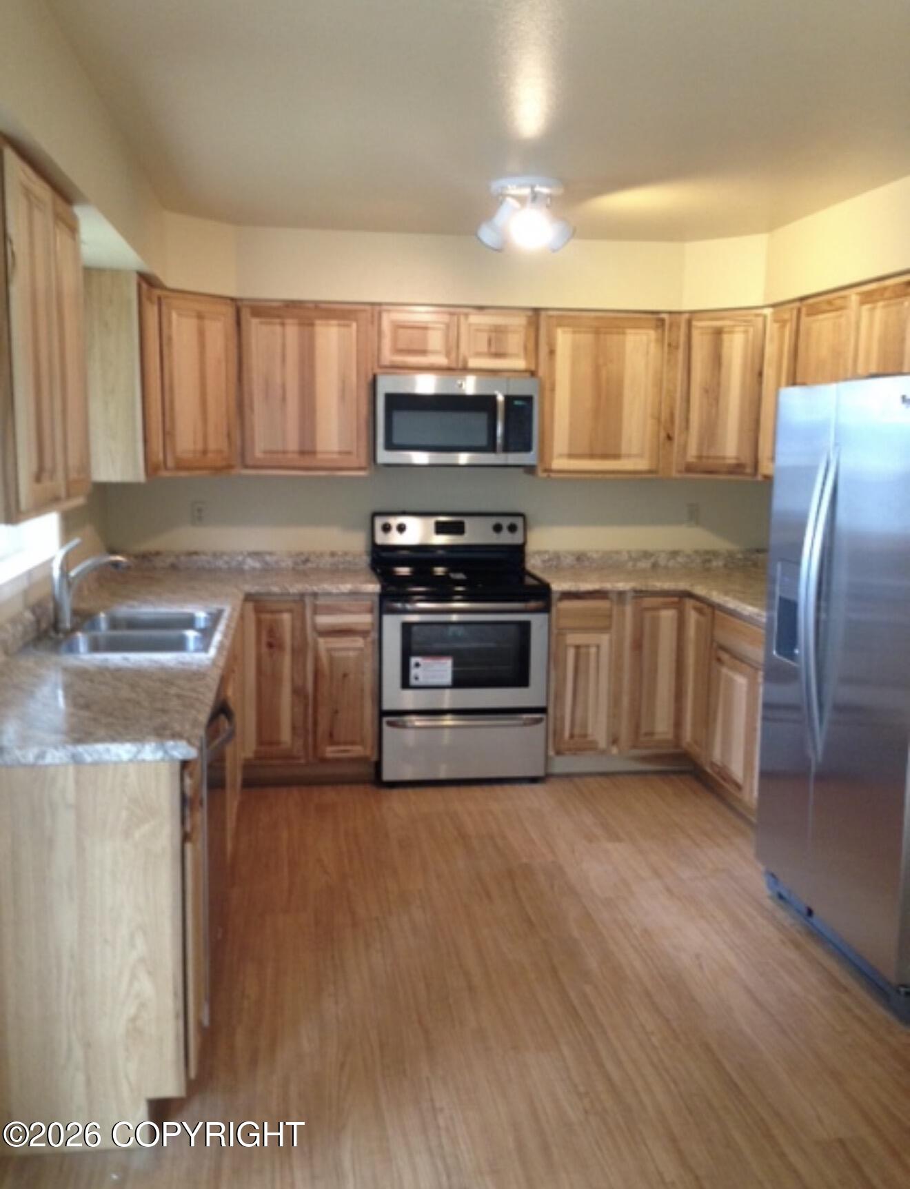 335 E Fairview Avenue Property Photo 10