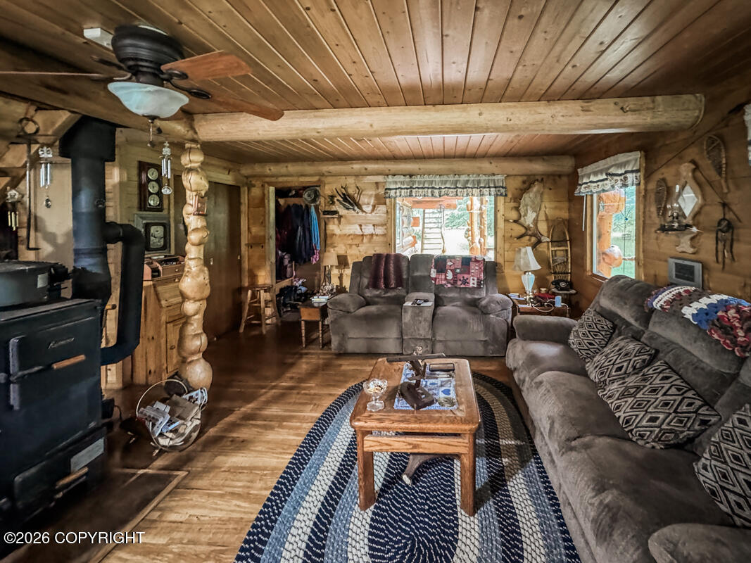 6825 Alexander Creek Property Photo 4