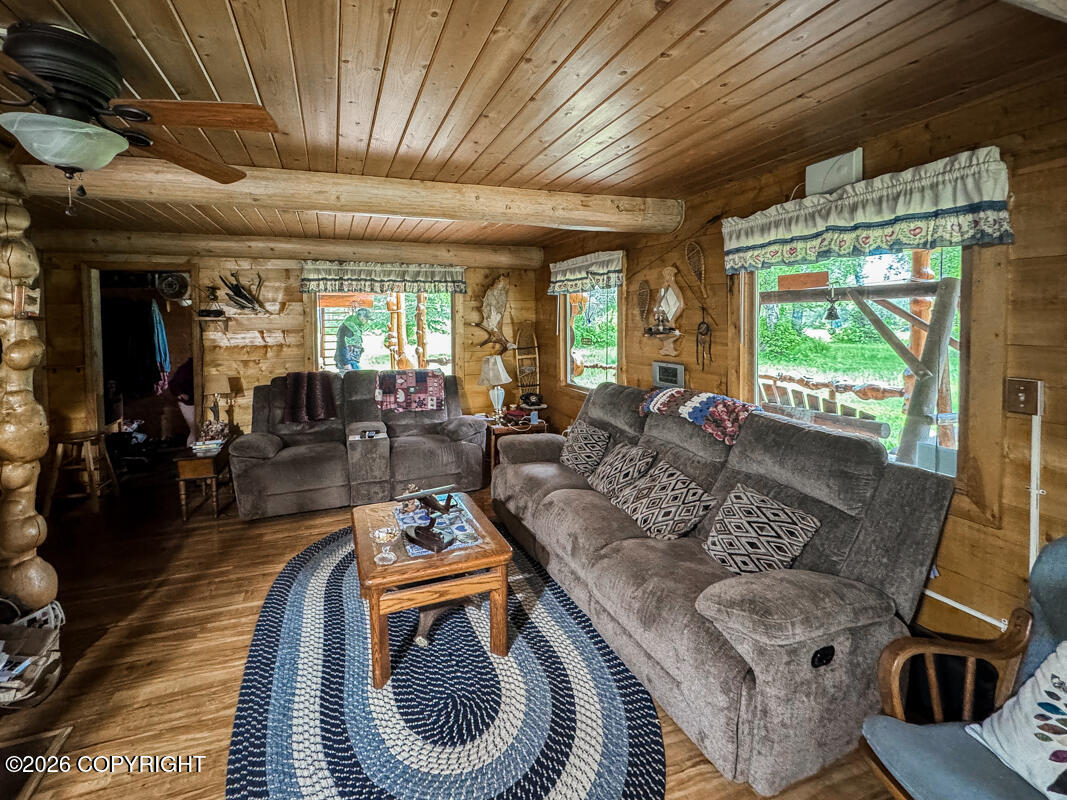 6825 Alexander Creek Property Photo 13