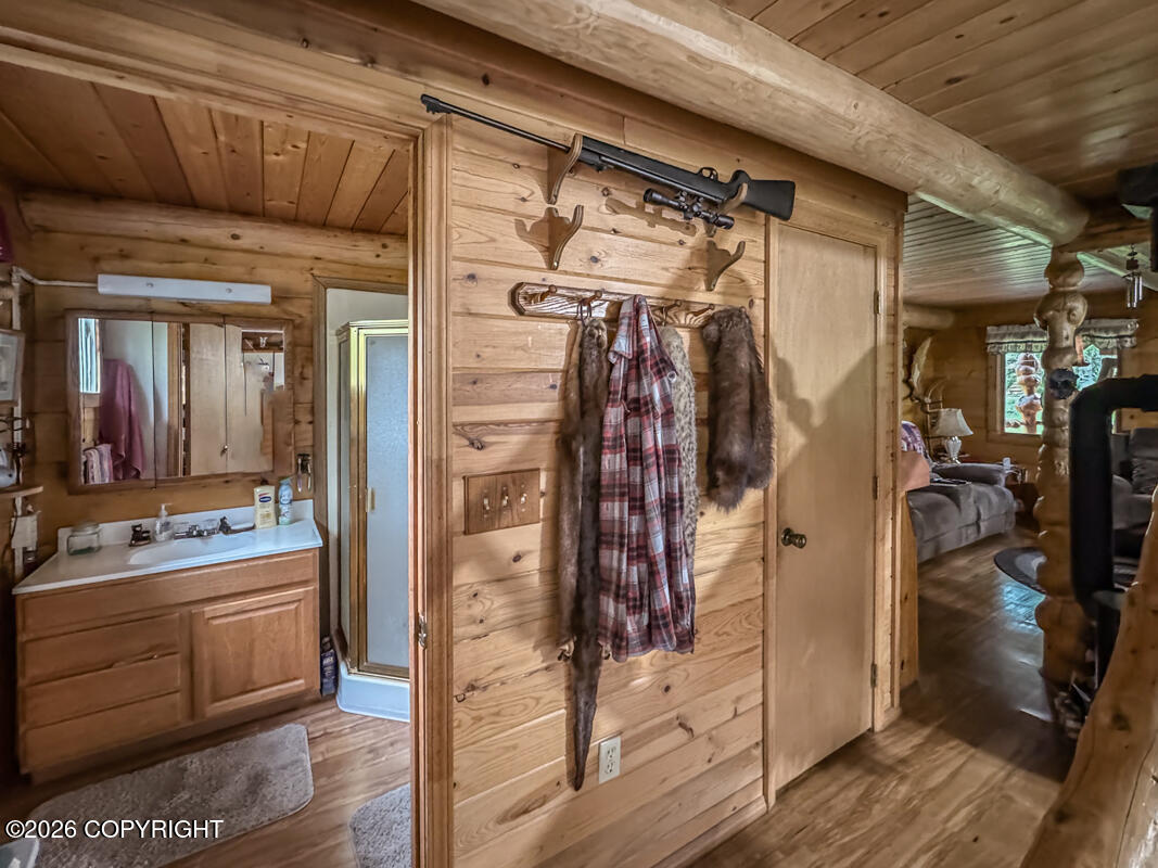 6825 Alexander Creek Property Photo 15