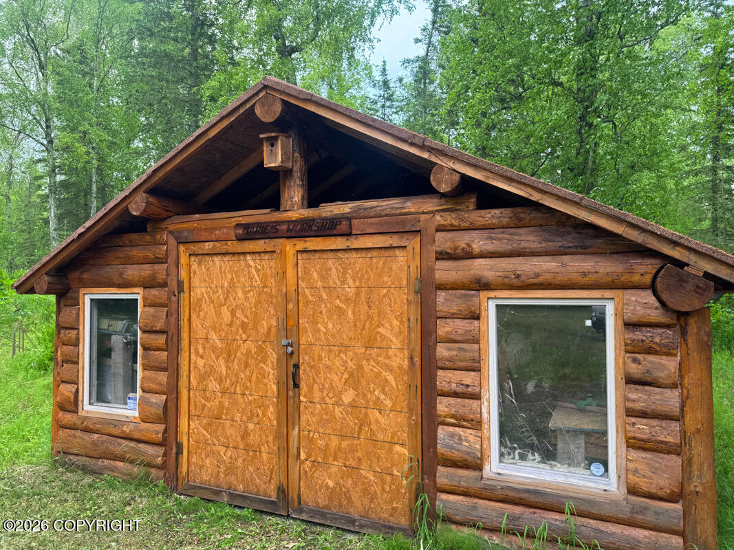 6825 Alexander Creek Property Photo 33