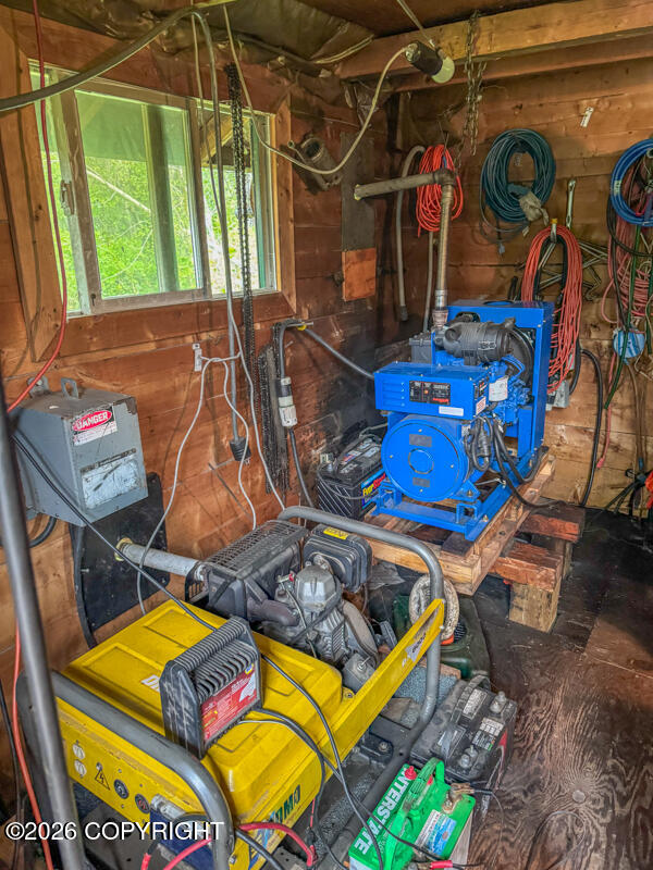 6825 Alexander Creek Property Photo 35