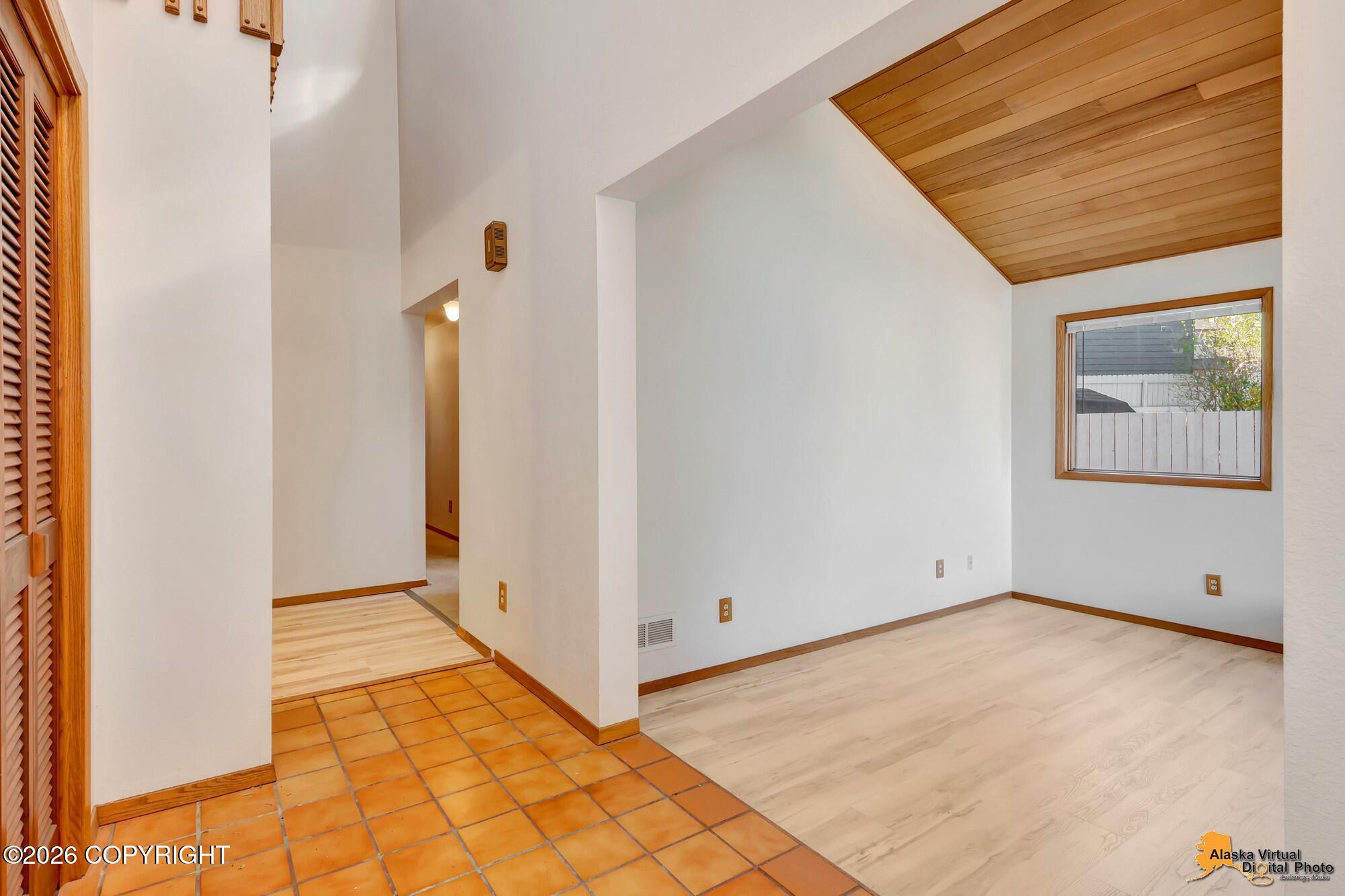6611 Lawlor Circle Property Photo 4