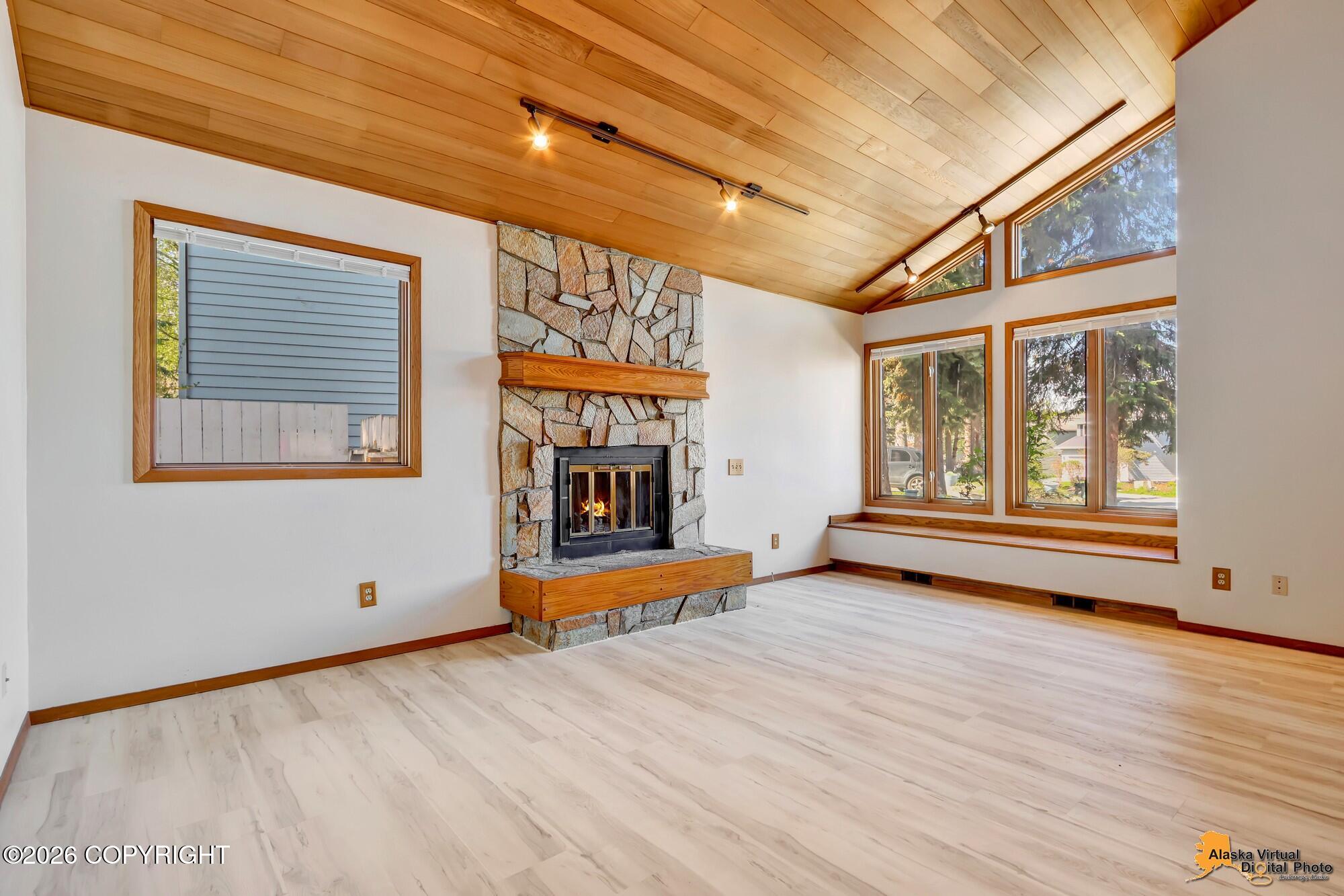 6611 Lawlor Circle Property Photo 6