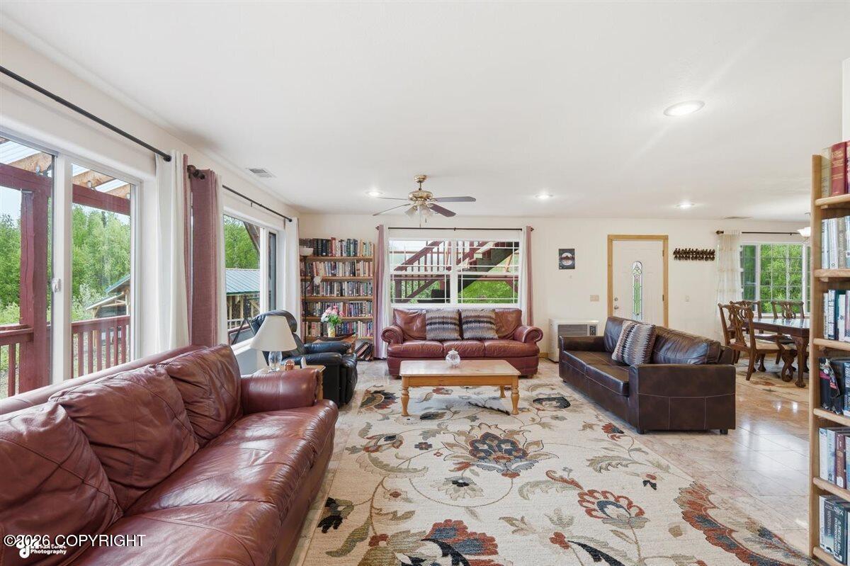 18245 E Birch Creek Boulevard Property Photo 8