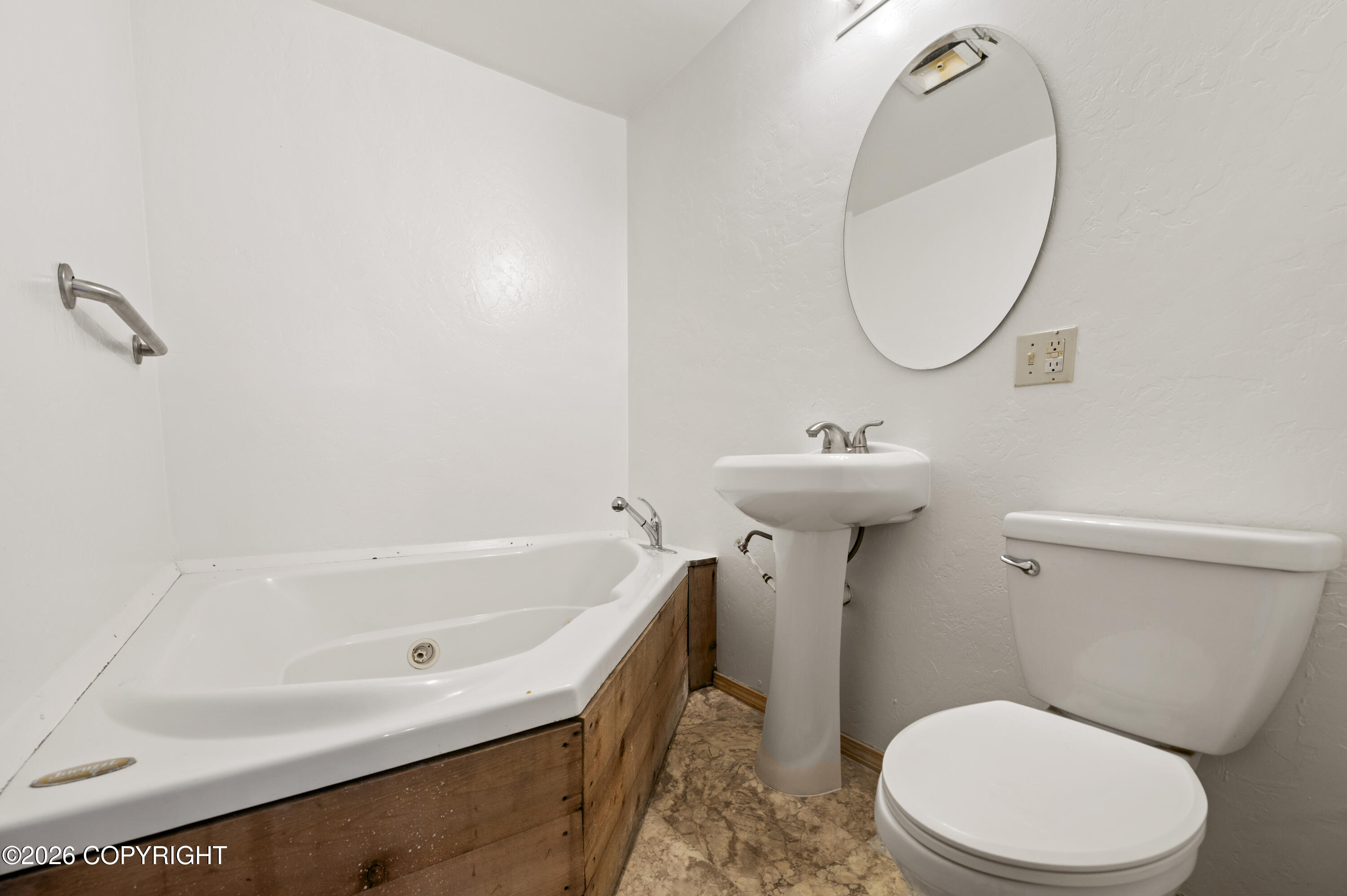 34120 North Fork Road Property Photo 14