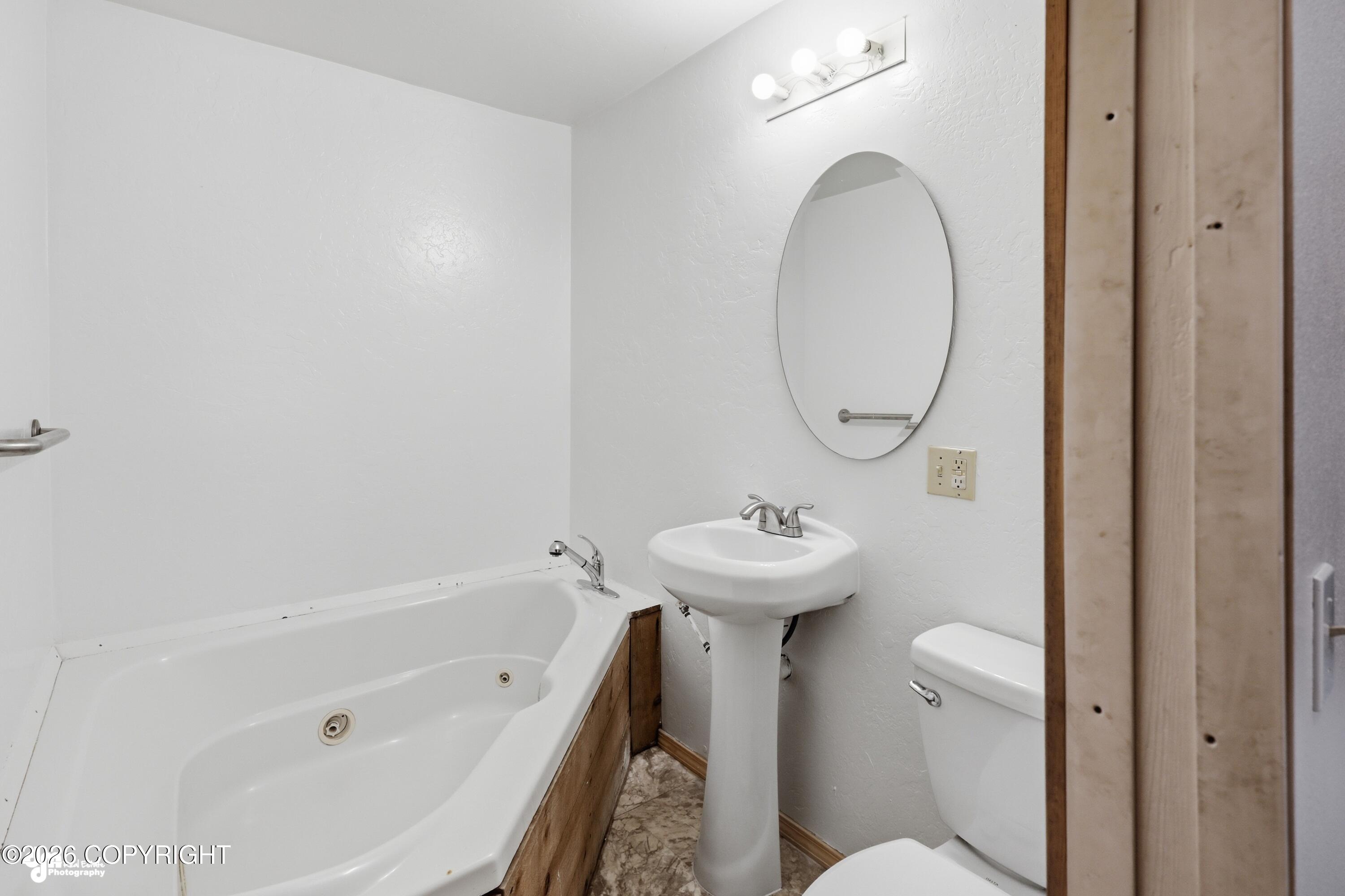 34120 North Fork Road Property Photo 22