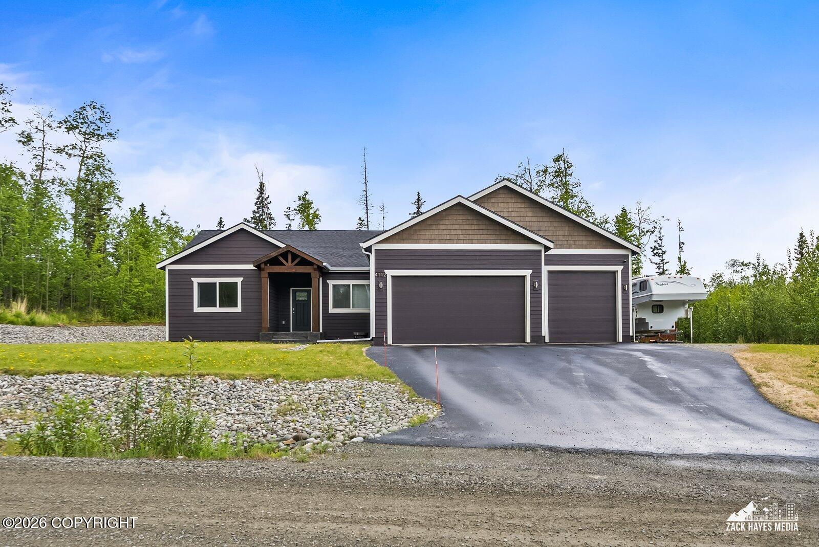 4112 N Paradise Drive Property Photo 1