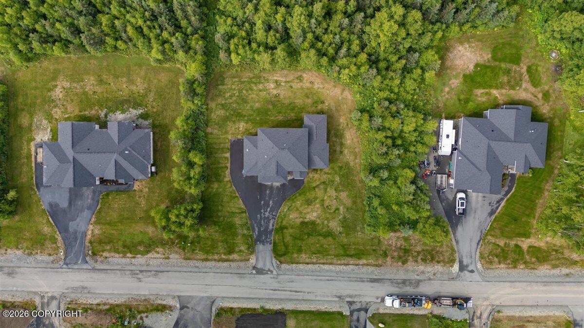 8913 E Windy Woods Loop Property Photo 8