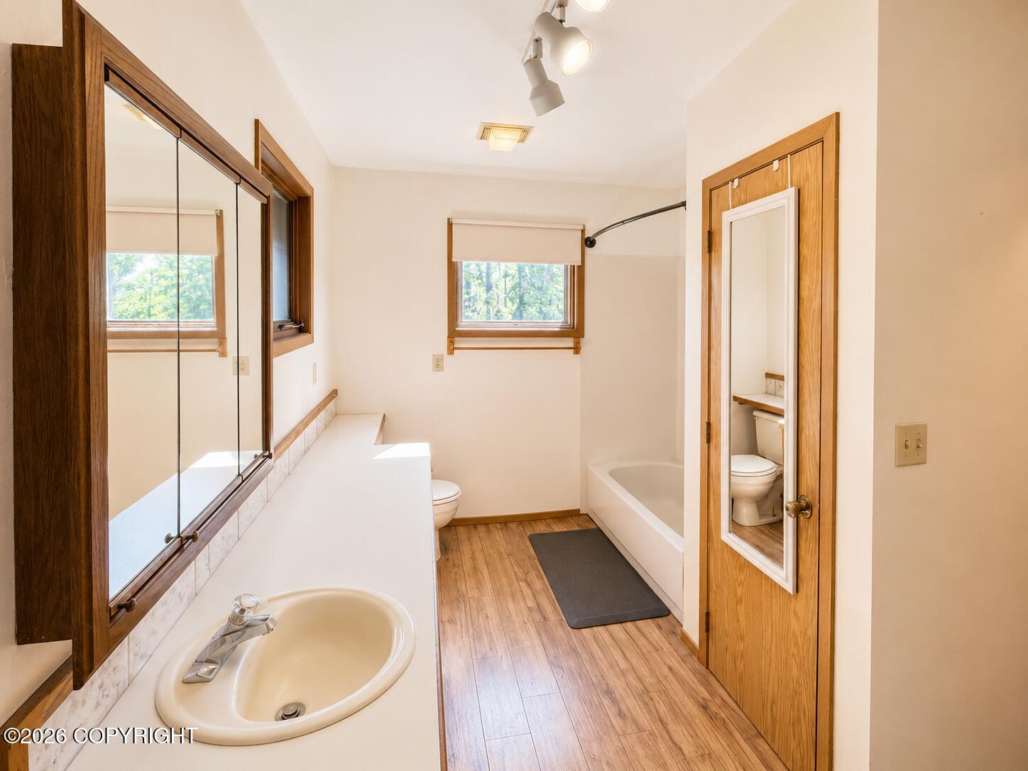 48011 Miracle Avenue Property Photo 12