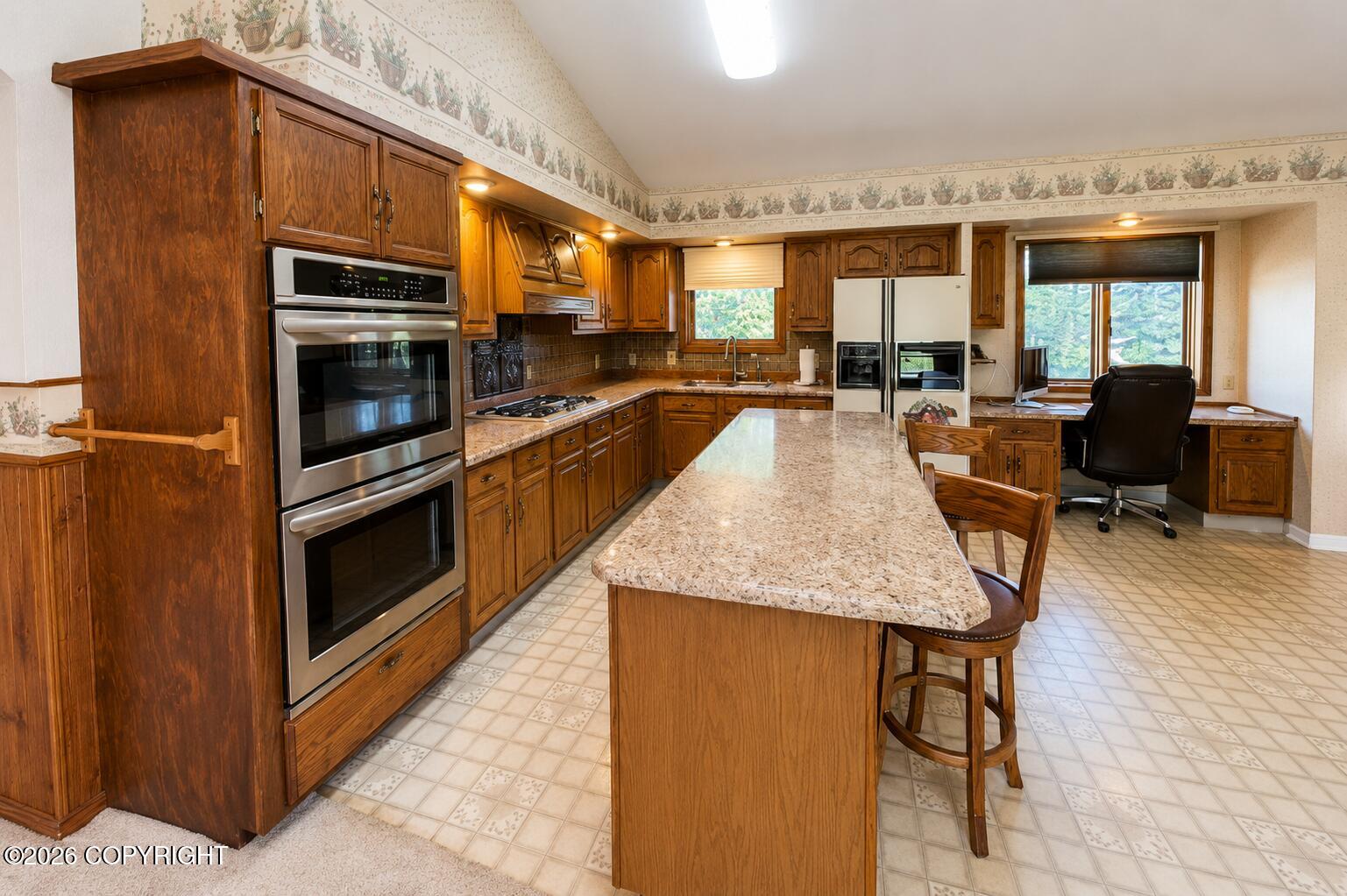 48011 Miracle Avenue Property Photo 17