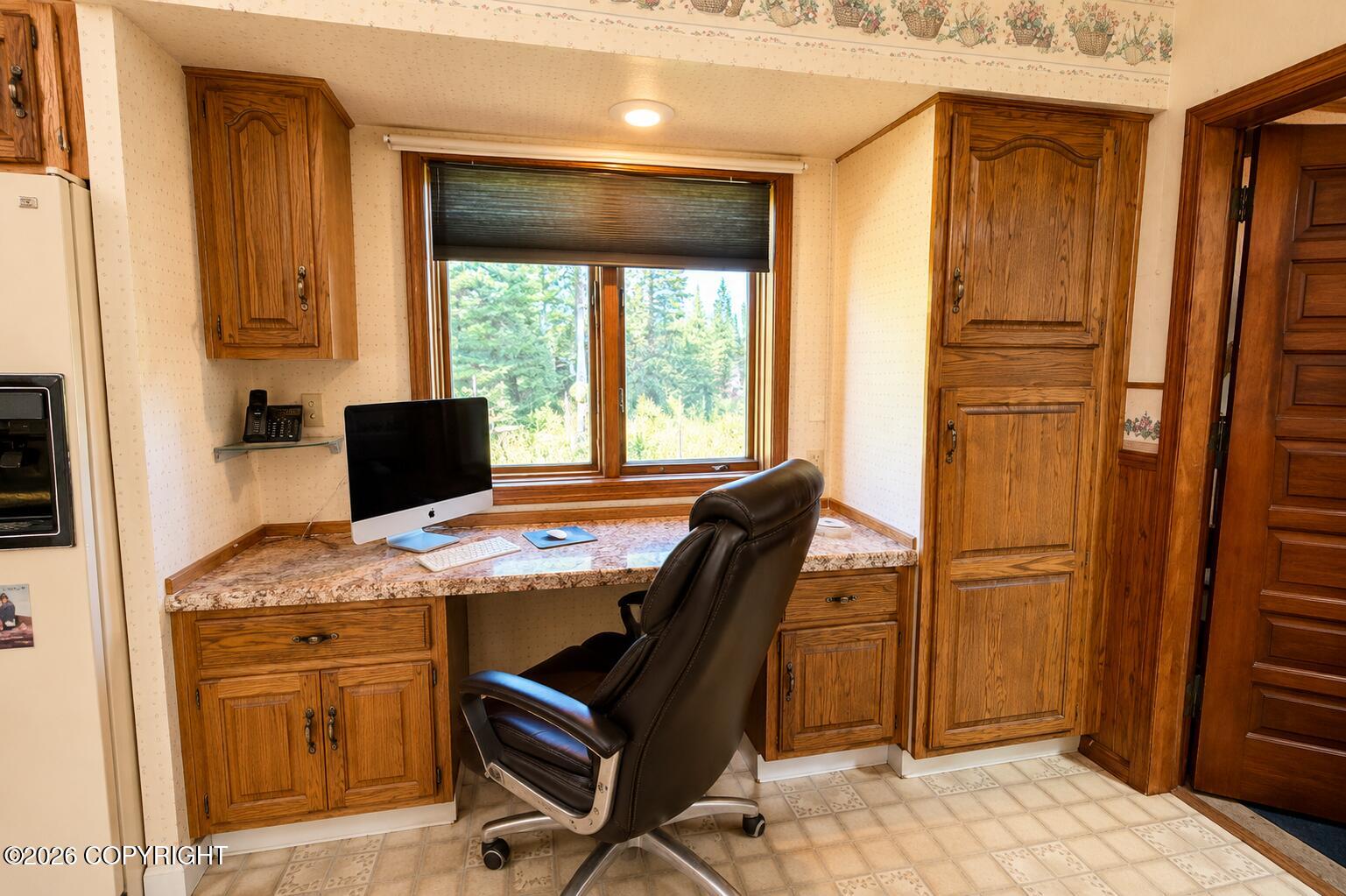 48011 Miracle Avenue Property Photo 18