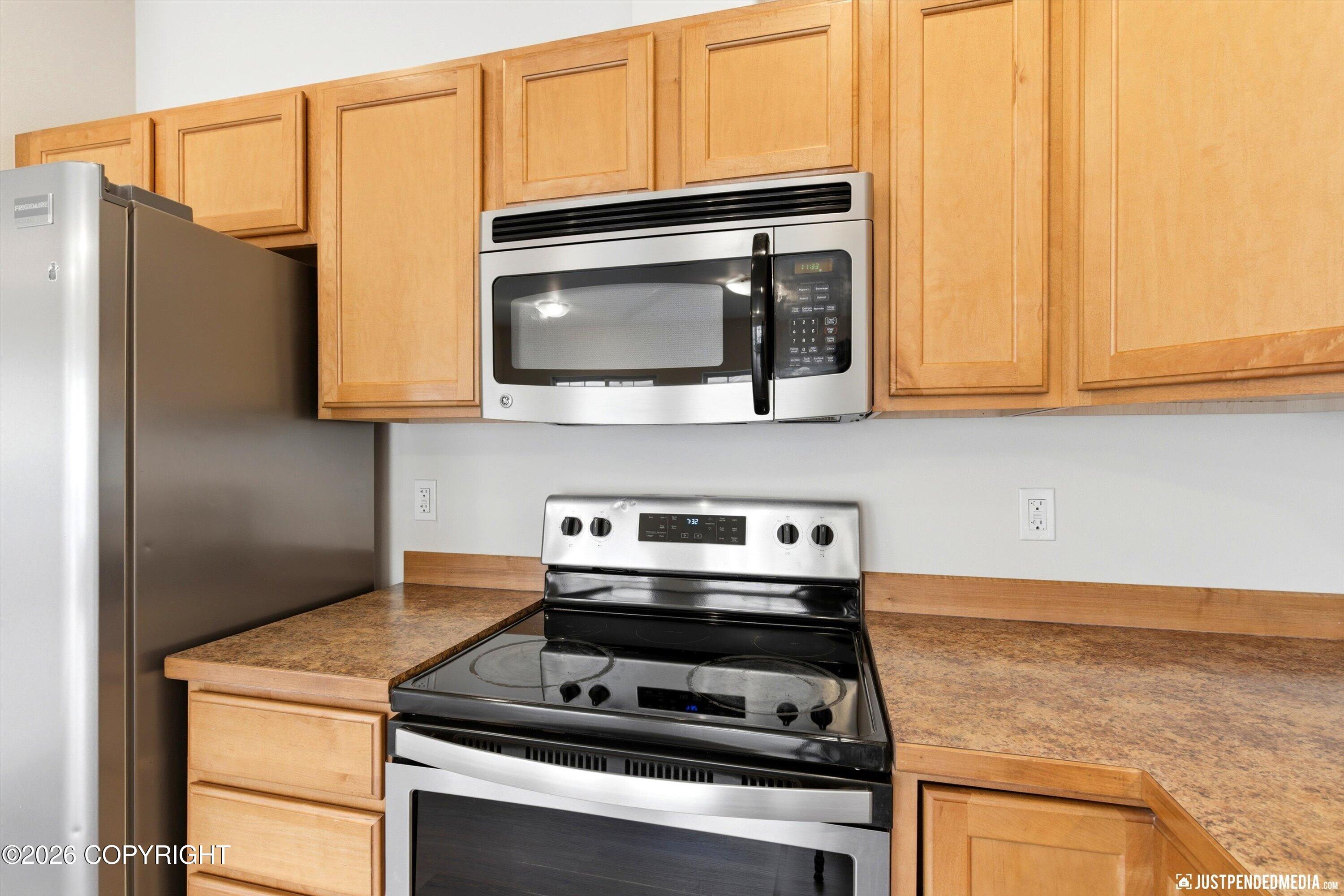 238 Glenn Abbey Place #18 Property Photo 11