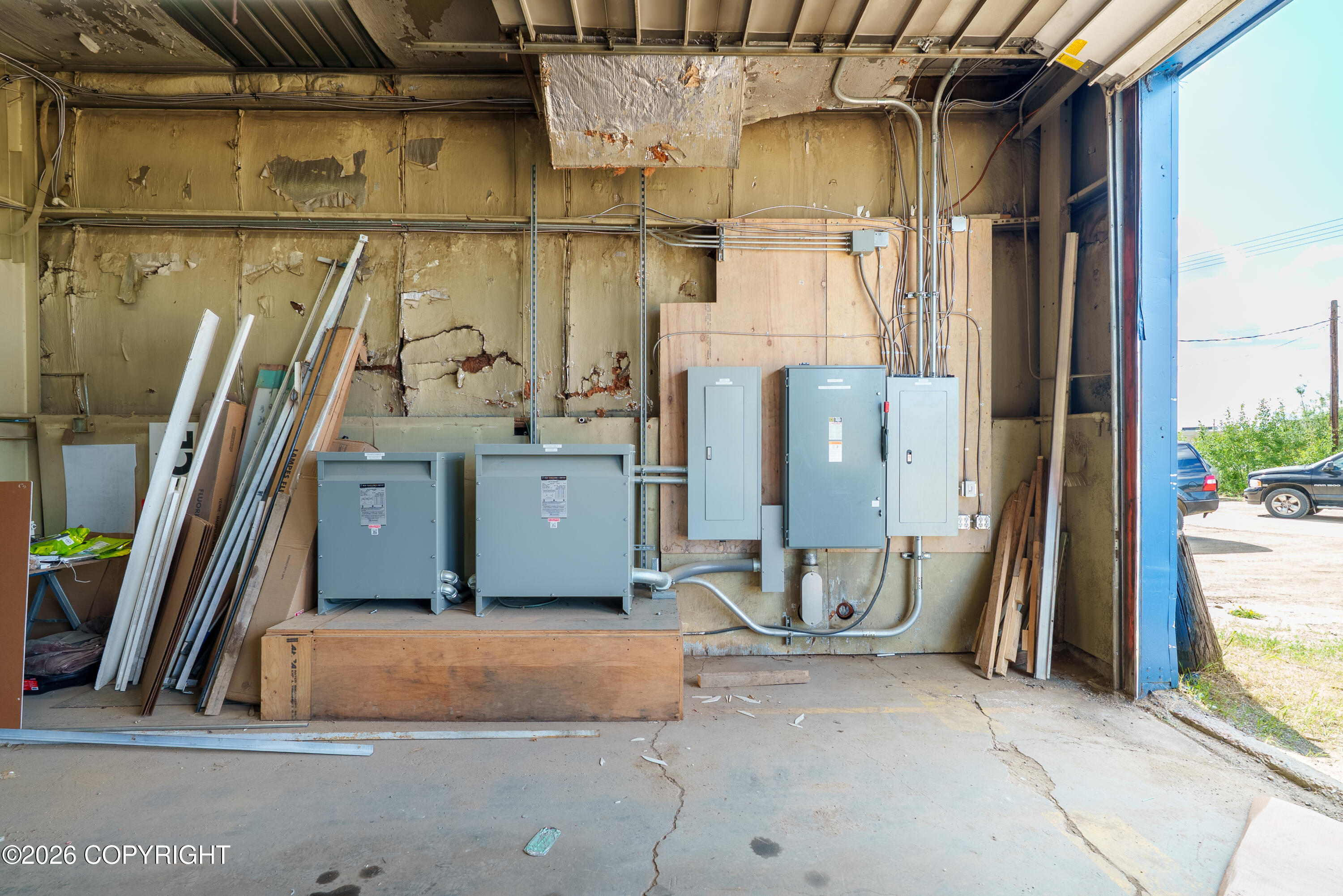 399 Helmericks Avenue Property Photo 30