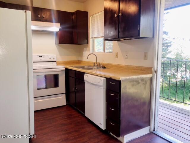 1011 W 76th Avenue Property Photo 3