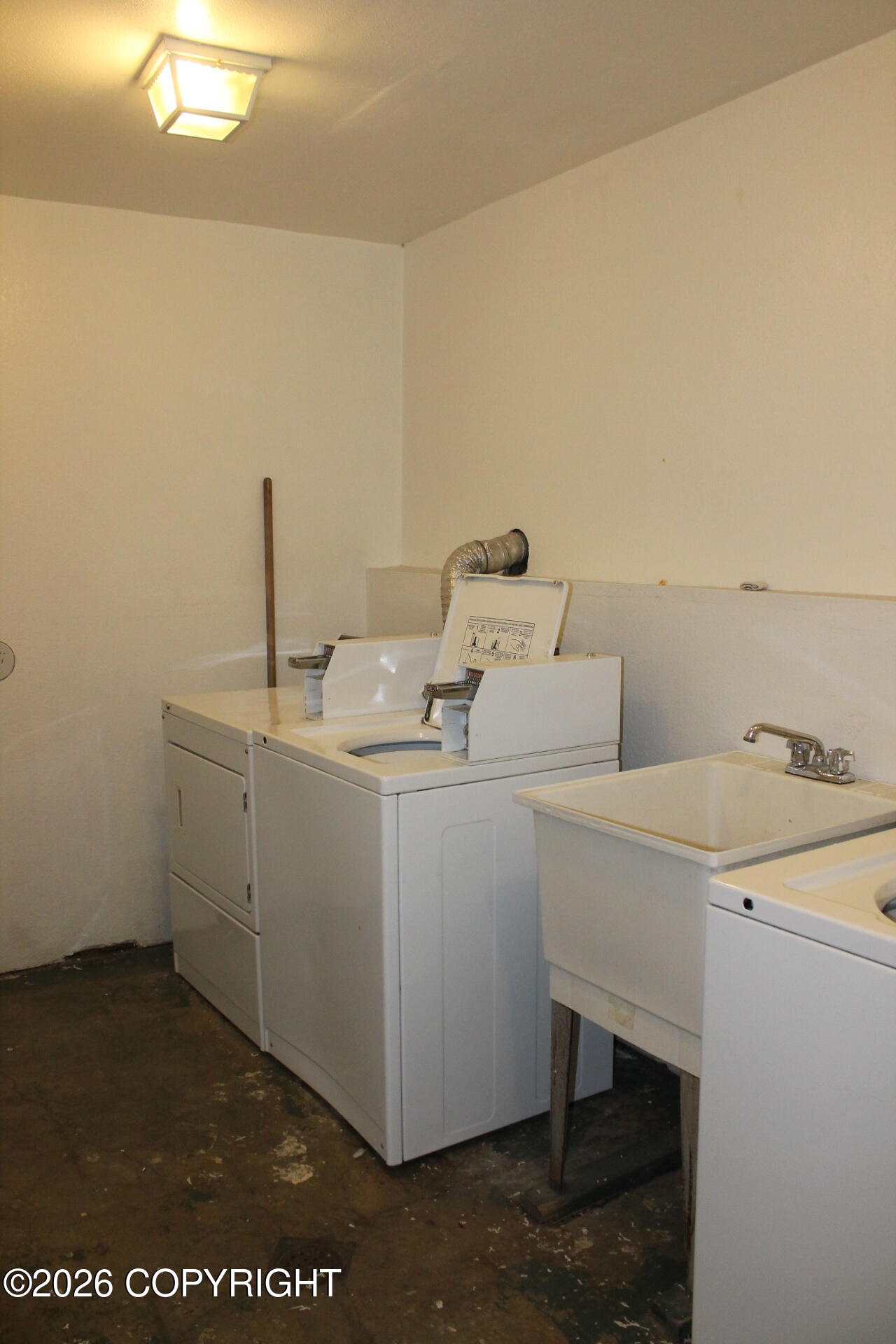 1011 W 76th Avenue Property Photo 43