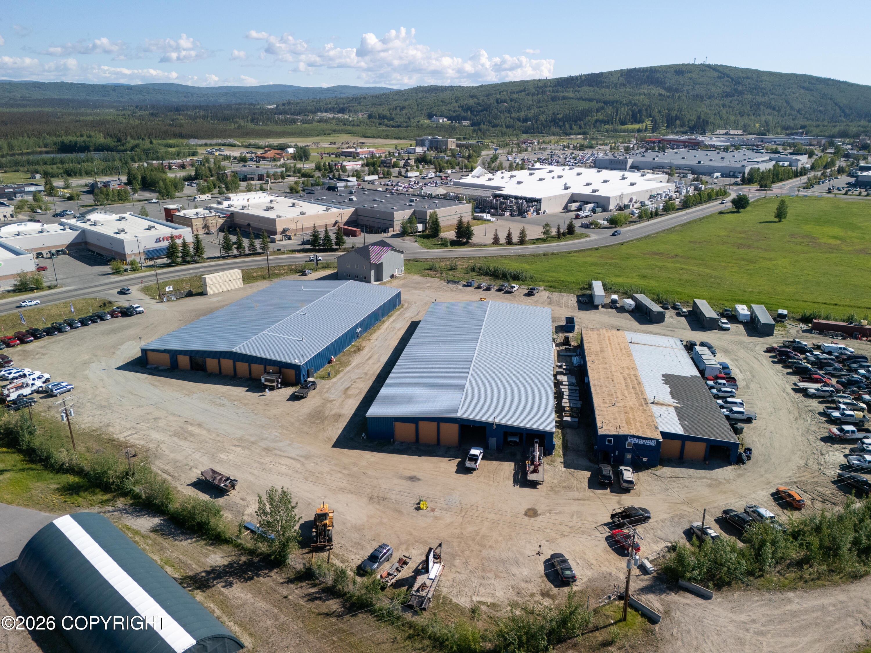 399 Helmericks Avenue Property Photo 8