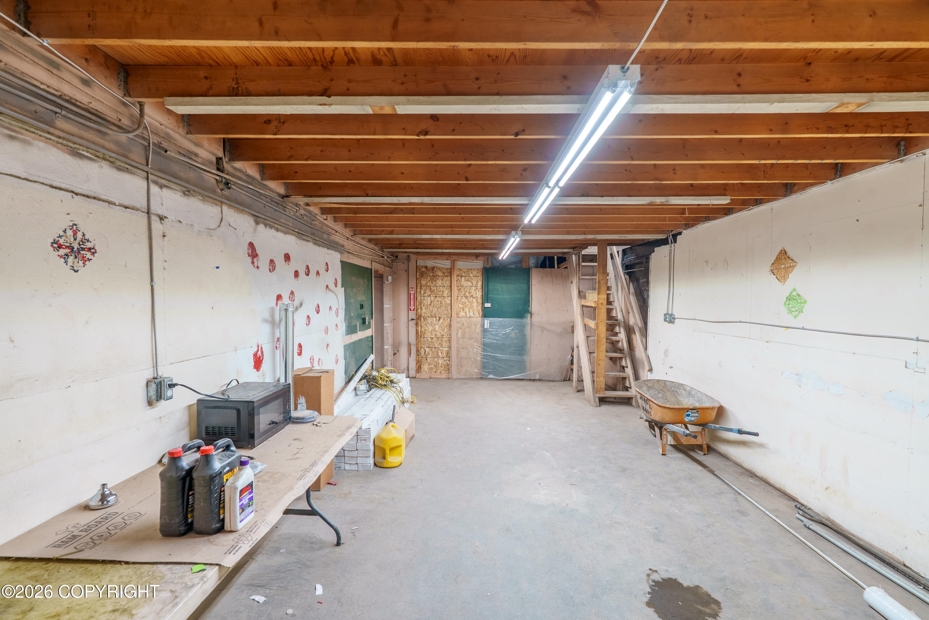 399 Helmericks Avenue Property Photo 19