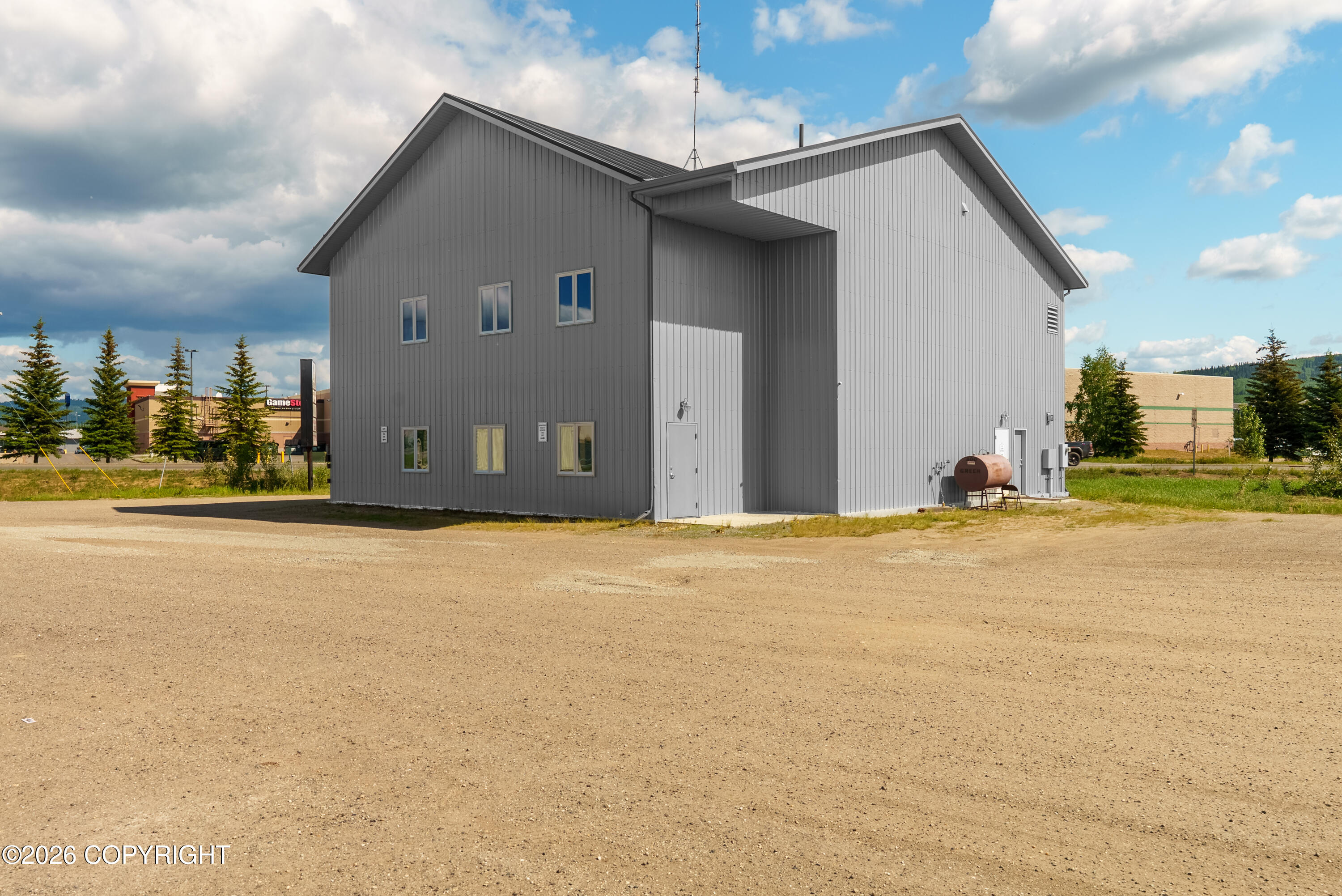 399 Helmericks Avenue Property Photo 43