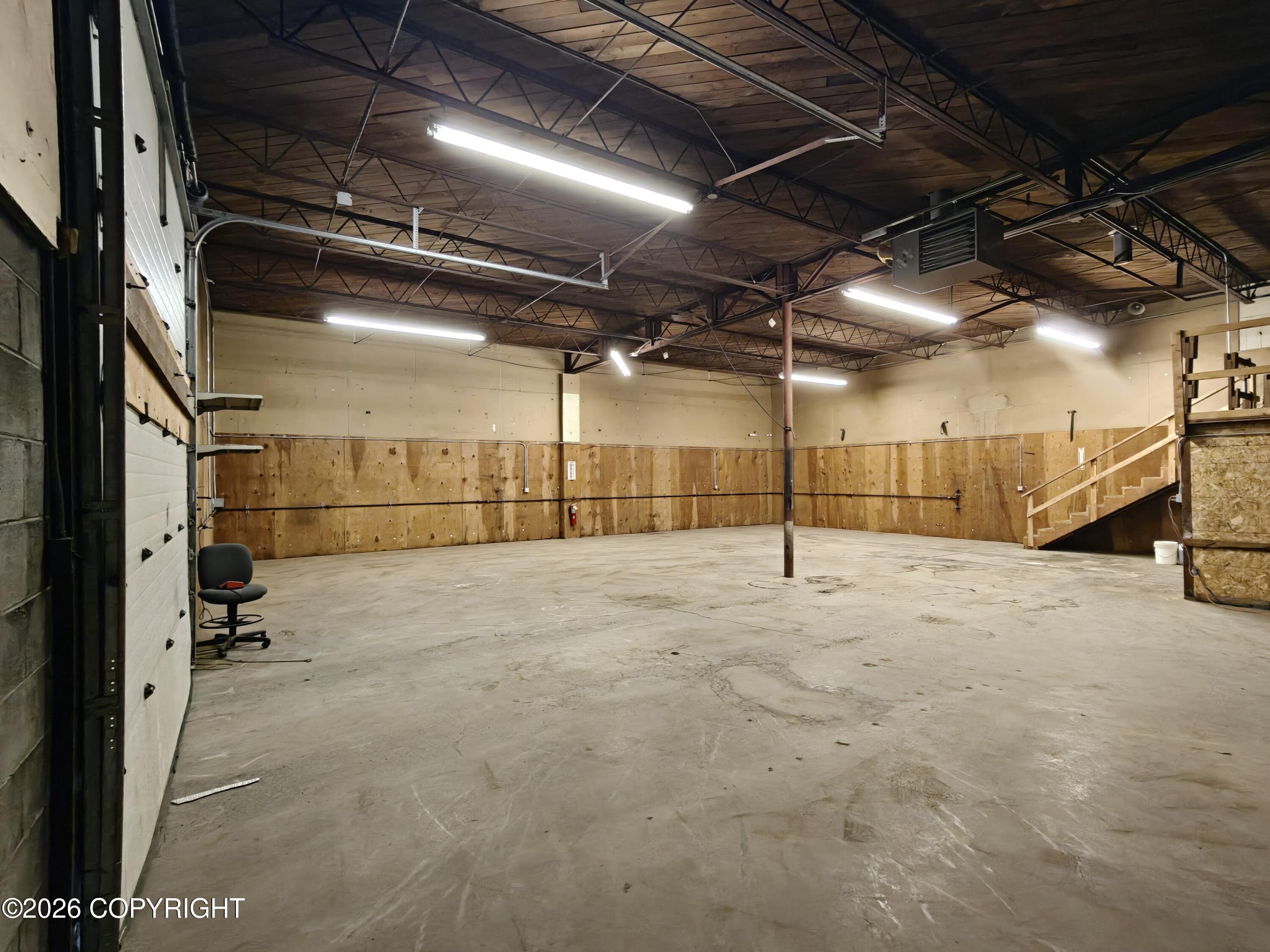 1445 E 8th Avenue Property Photo 5