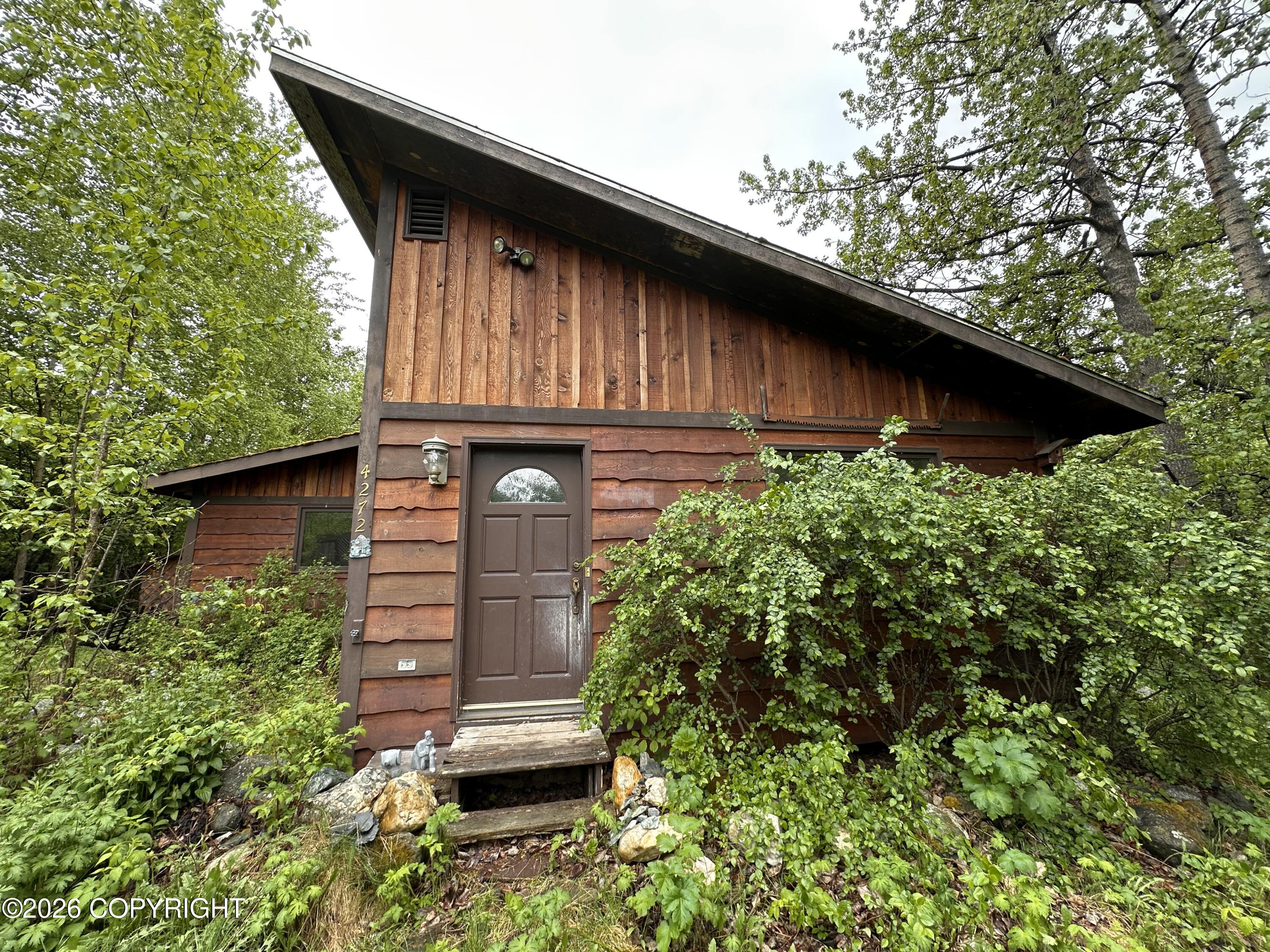 4272 Lower Kogru Drive Property Photo 1