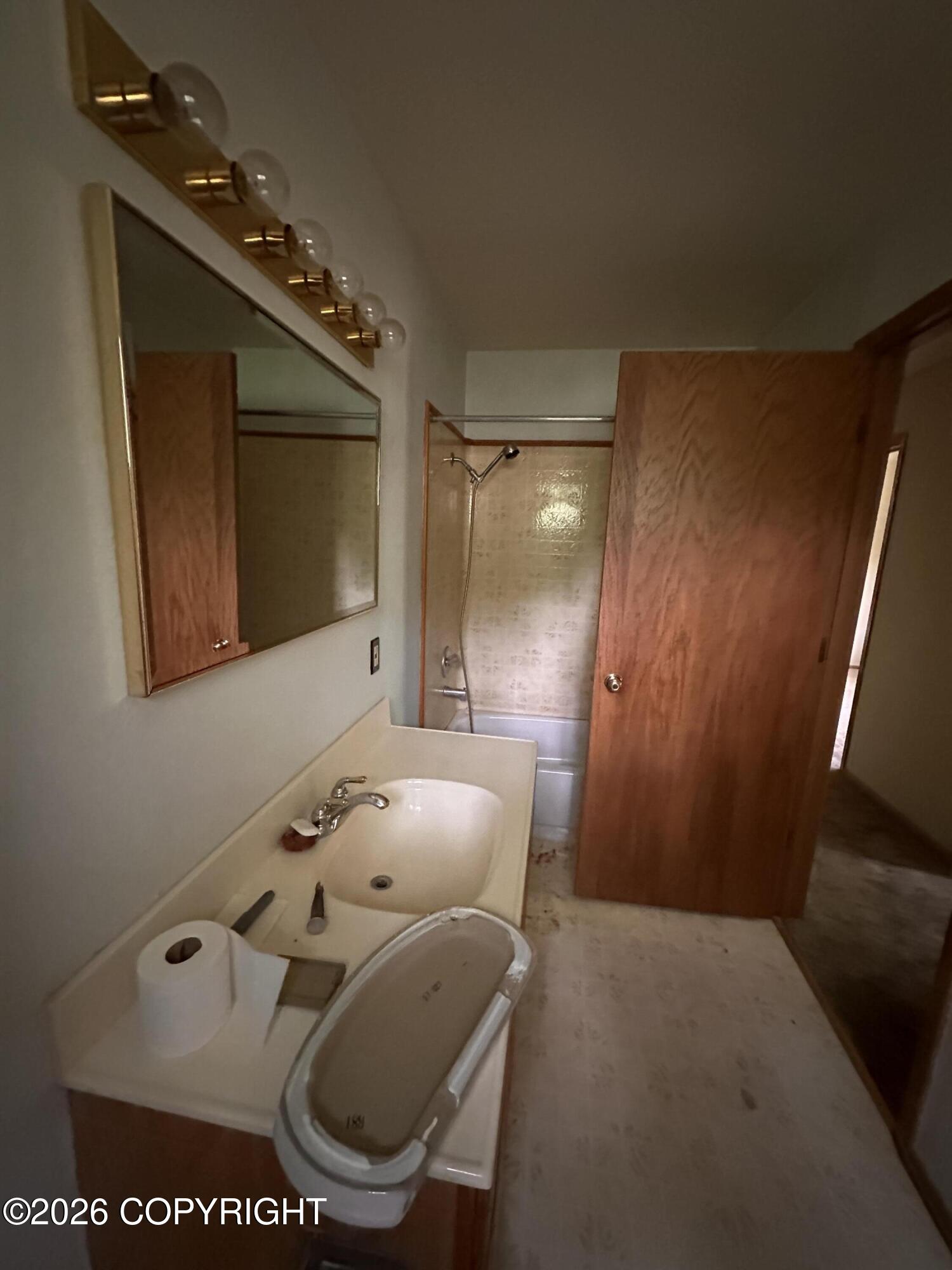 4272 Lower Kogru Drive Property Photo 21