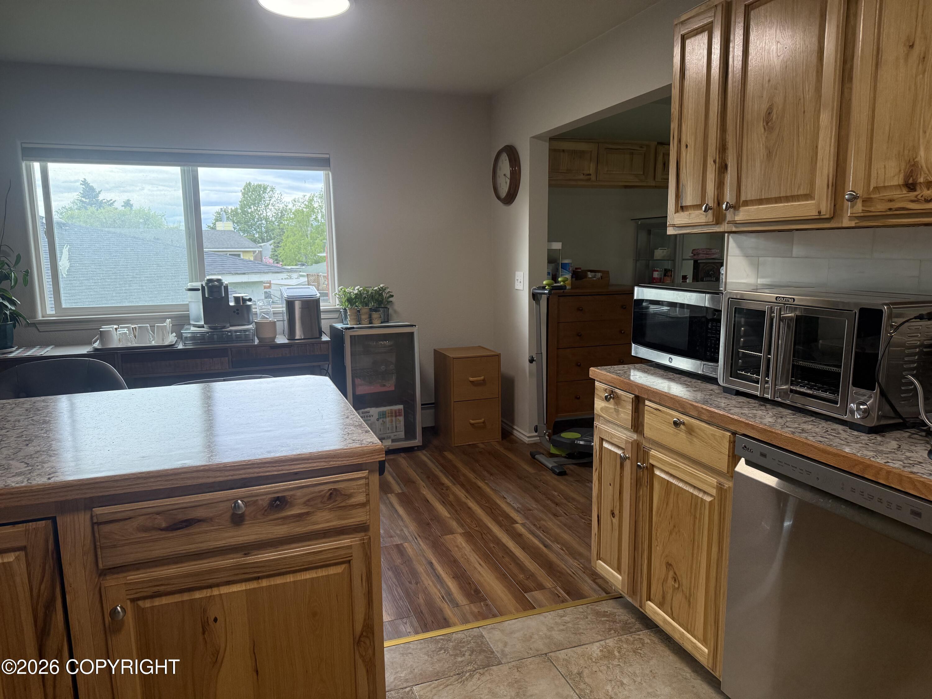 521 E 46th Place Property Photo 21